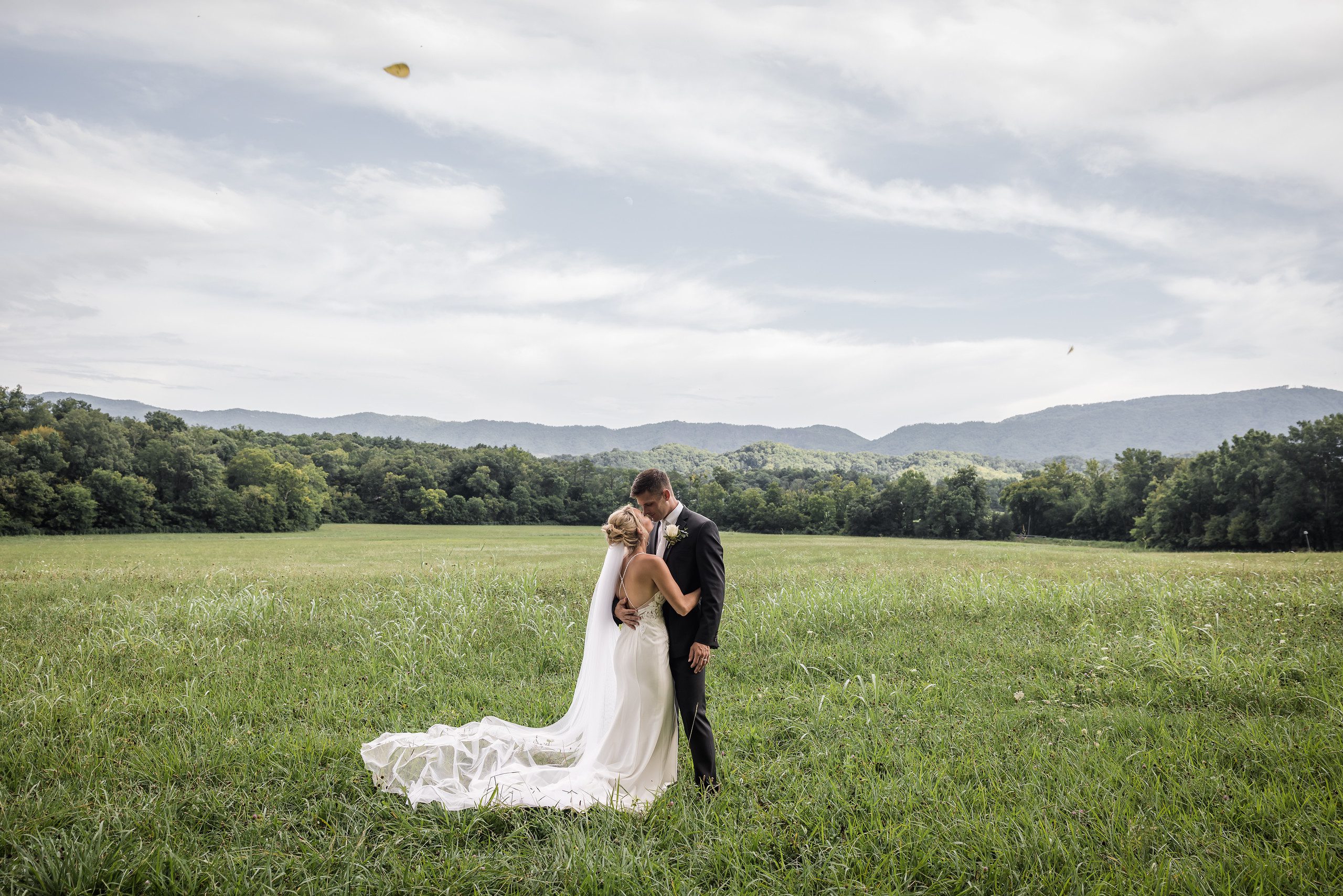 Smoky MOuntain micro weddings