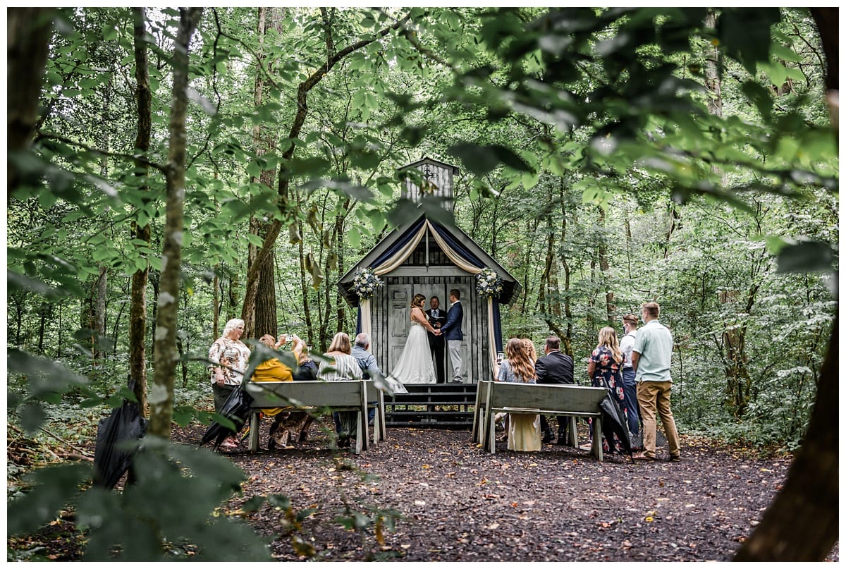 Intimate Tennessee Wedding