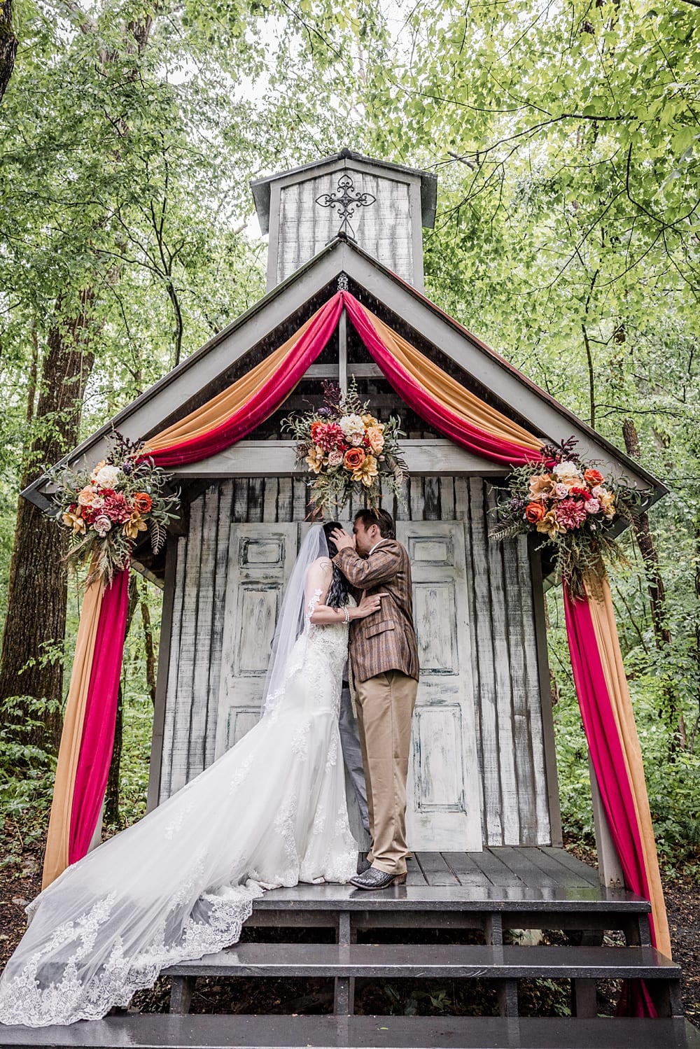 woodsy red and gold elopement