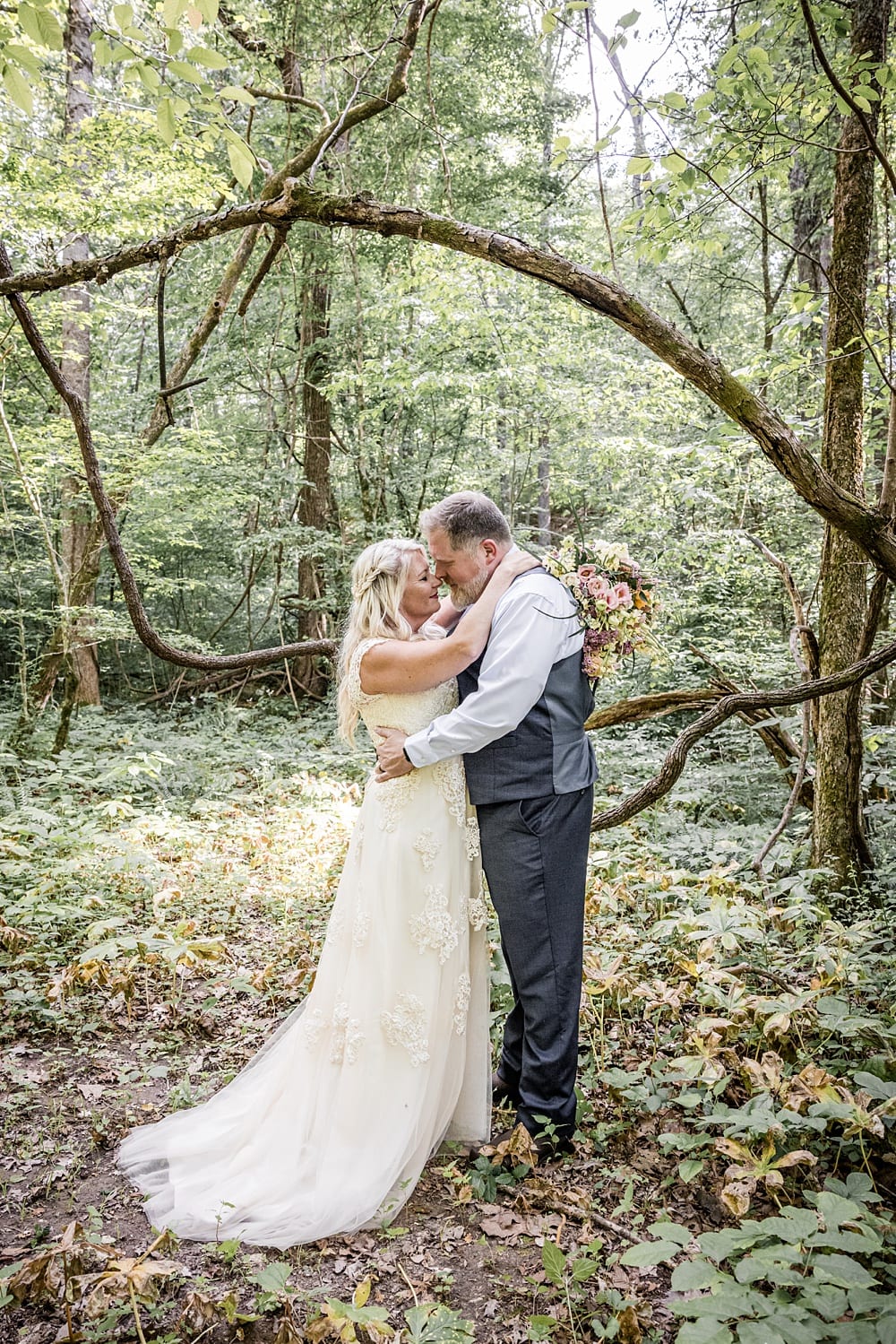 forest micro wedding