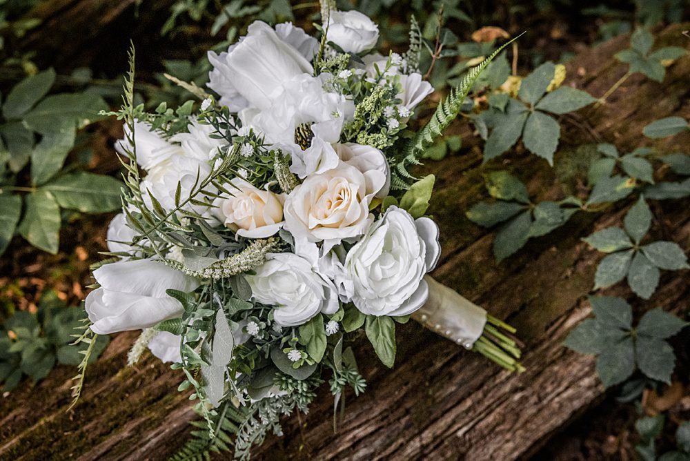 classic country wedding bouquet
