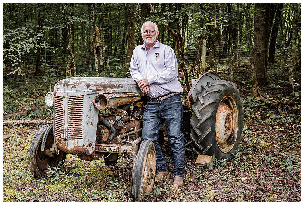 groom with tractor