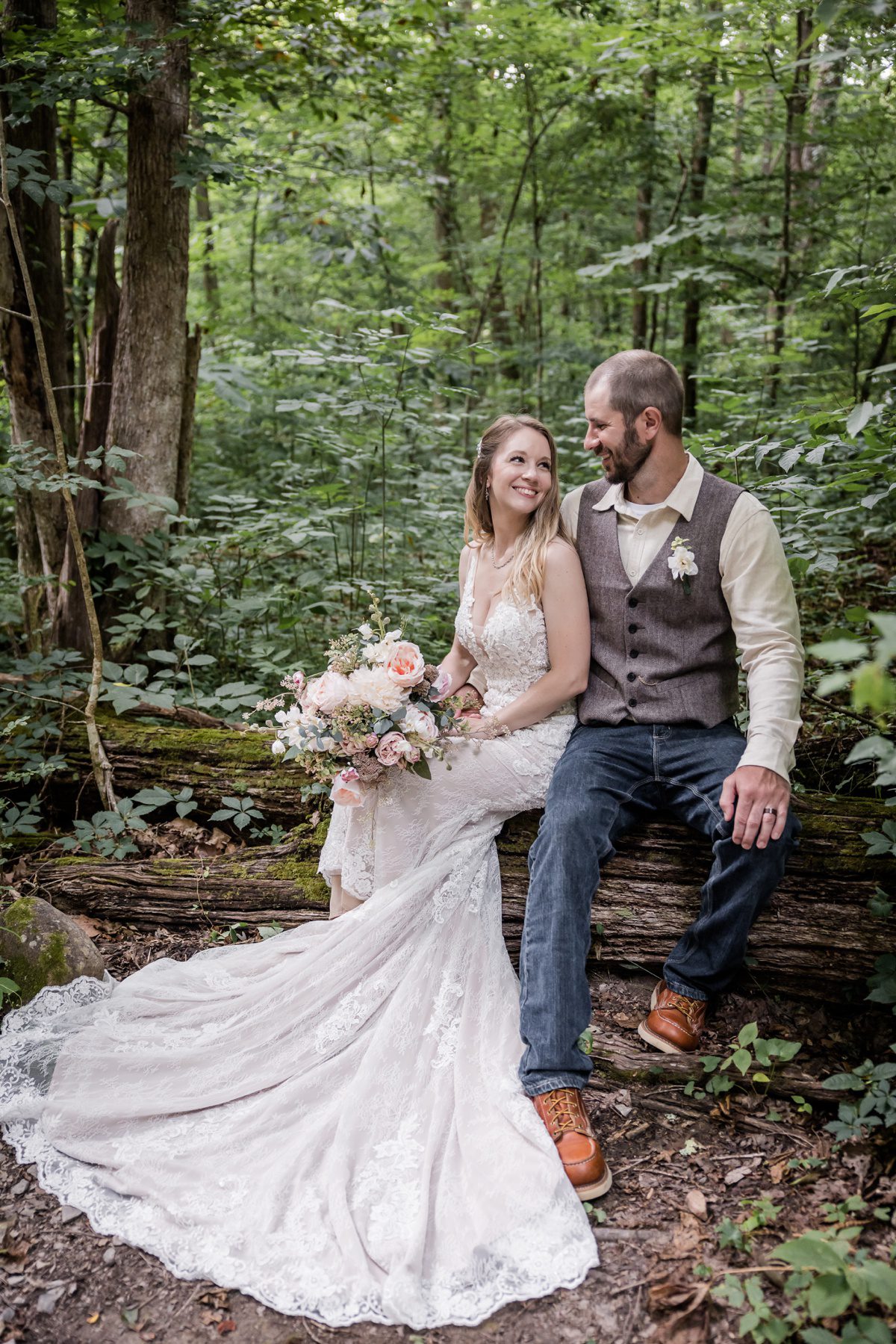 Evening Micro Wedding in the Smoky Mountains 