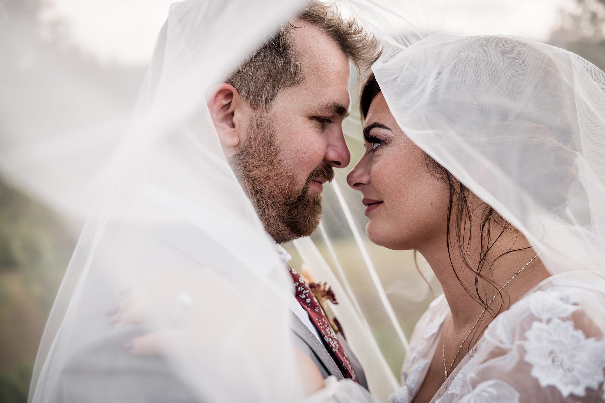 Relaxed Micro Wedding- Veil Portrait