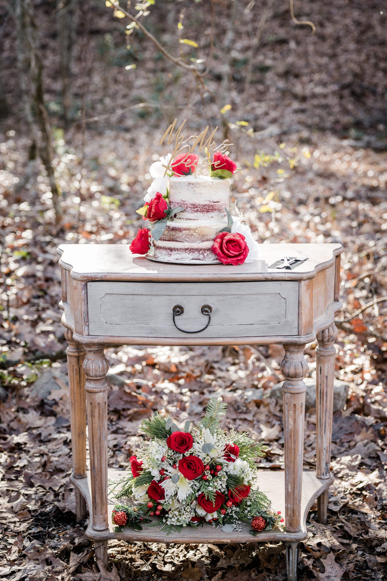 Holiday Wedding Cake Table