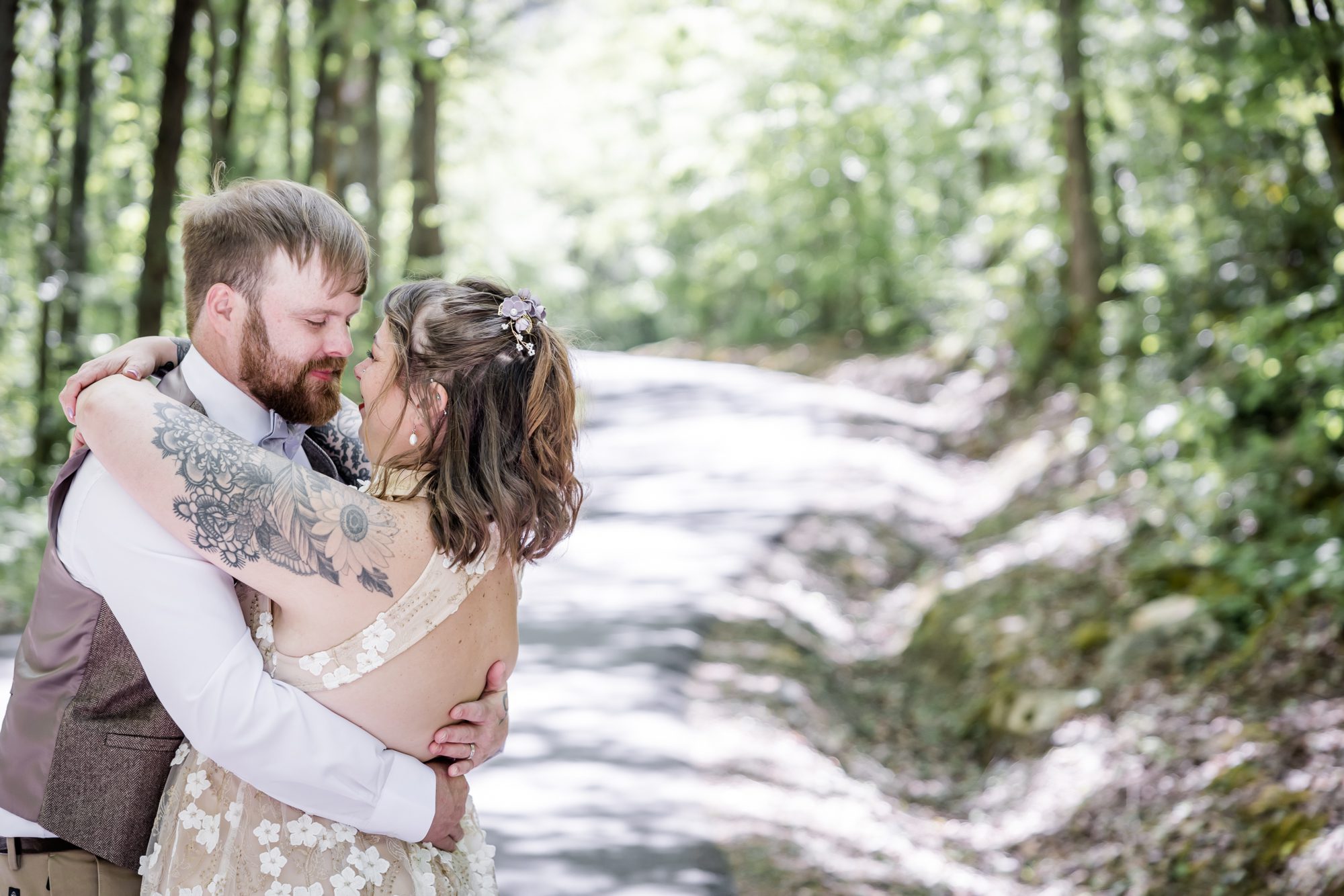 outdoor Bride and Groom Portrait