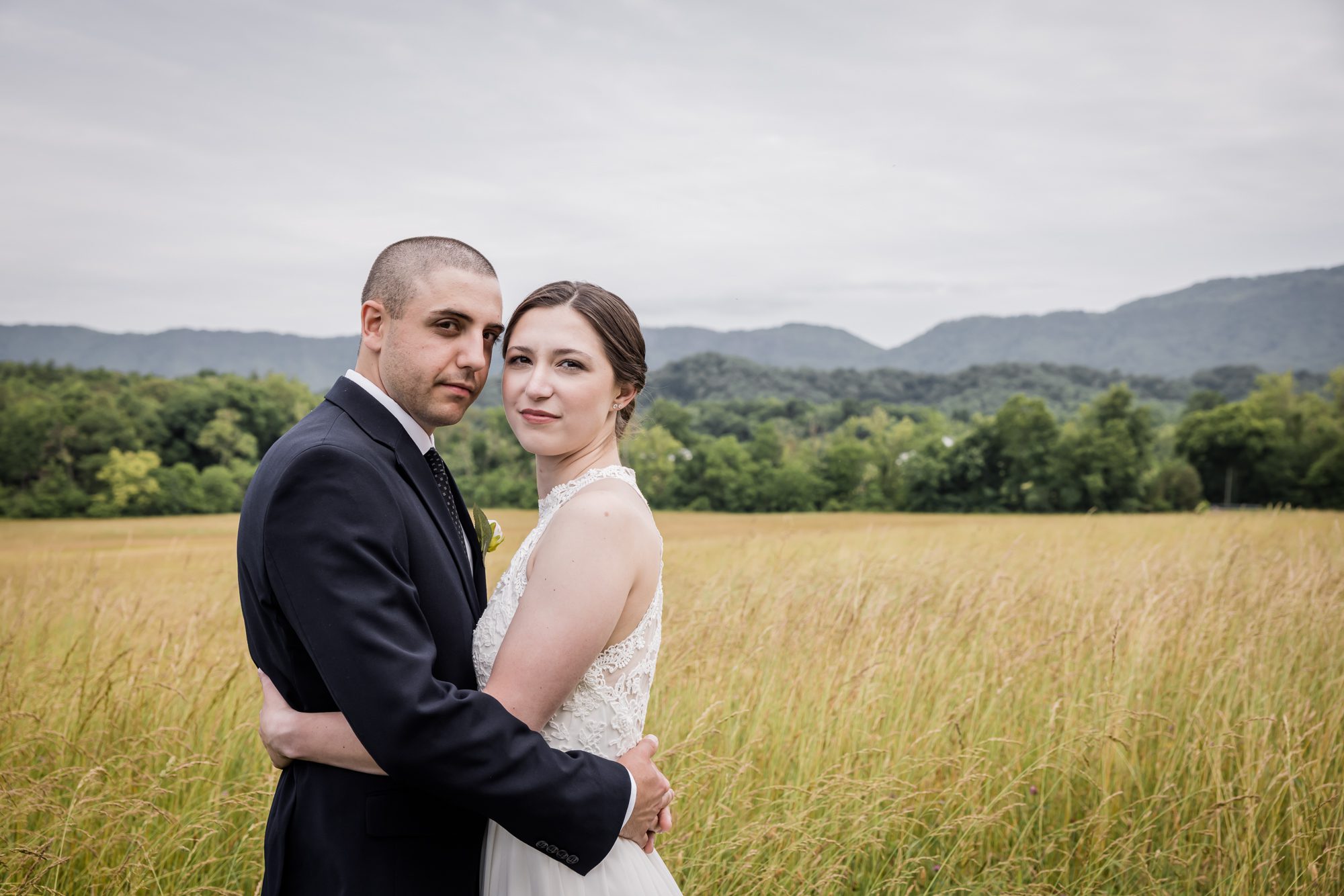 Traditional Outdoor Micro Wedding 