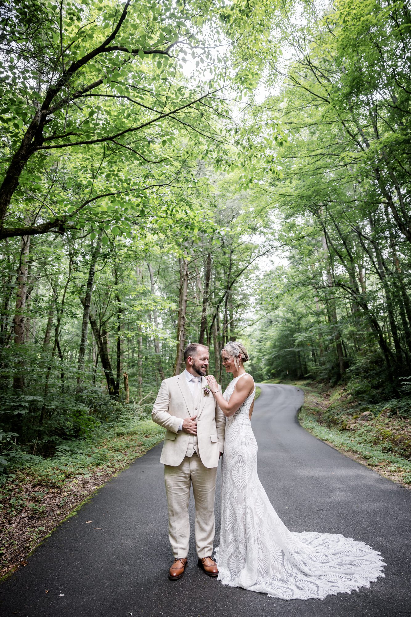 woodsy bride and groom portrait