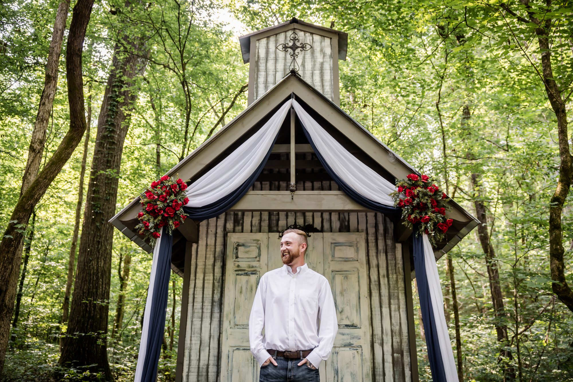 Outdoor groom portrait