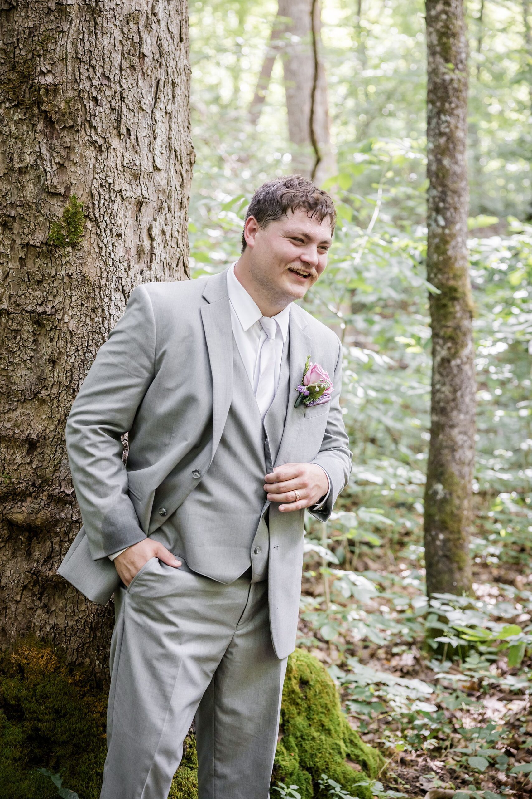 Woodsy Groom Portrait