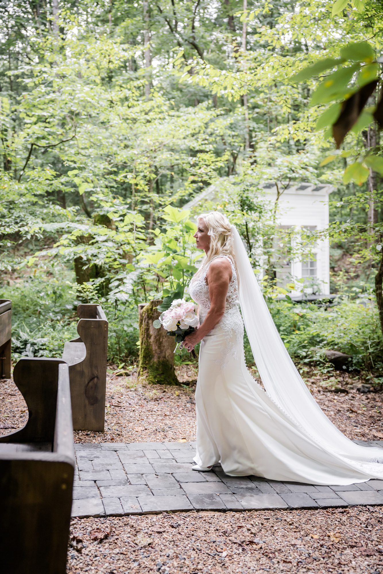 Summer ceremony bride