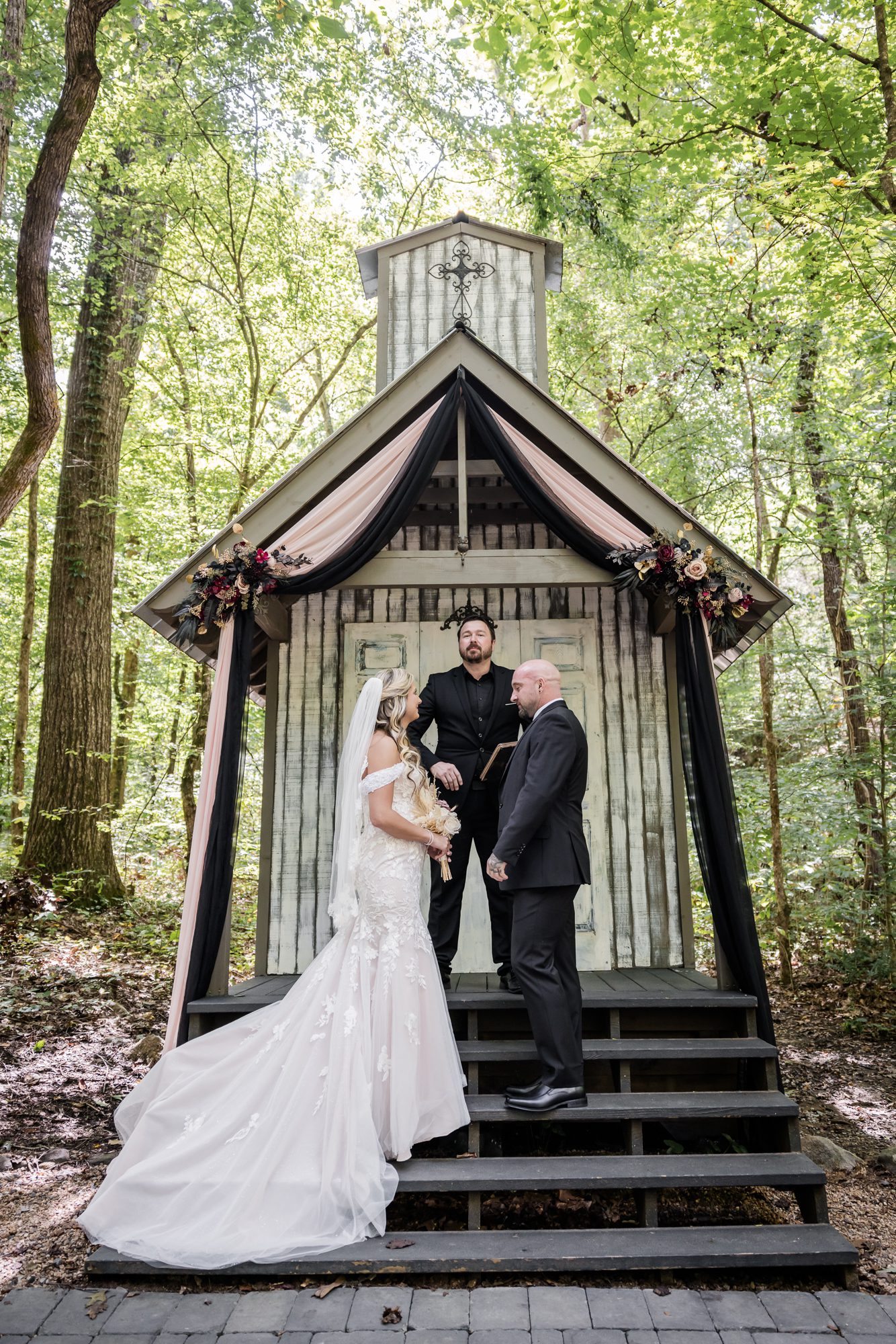 Woodsy Ceremony