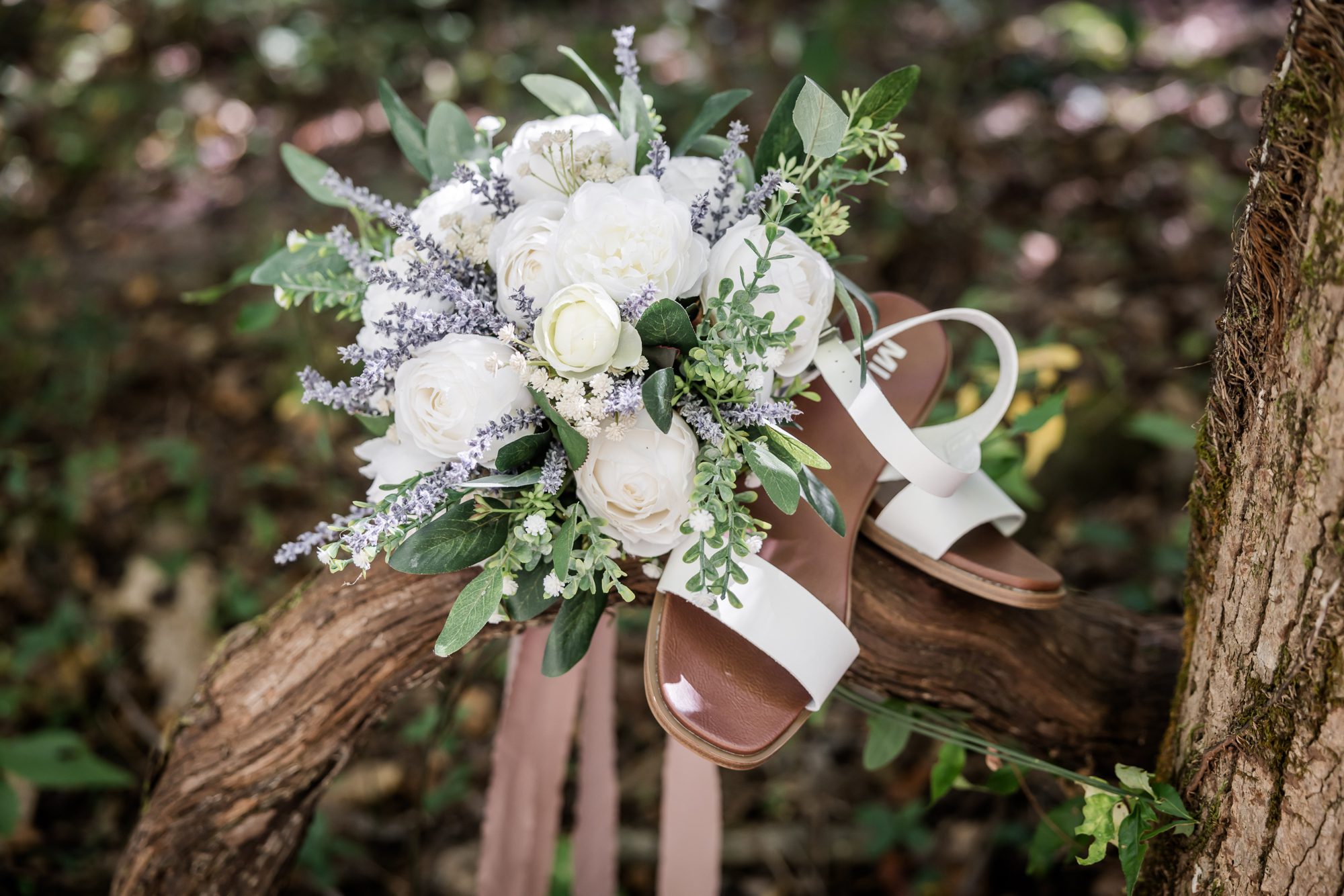 Sandals and bouquet
