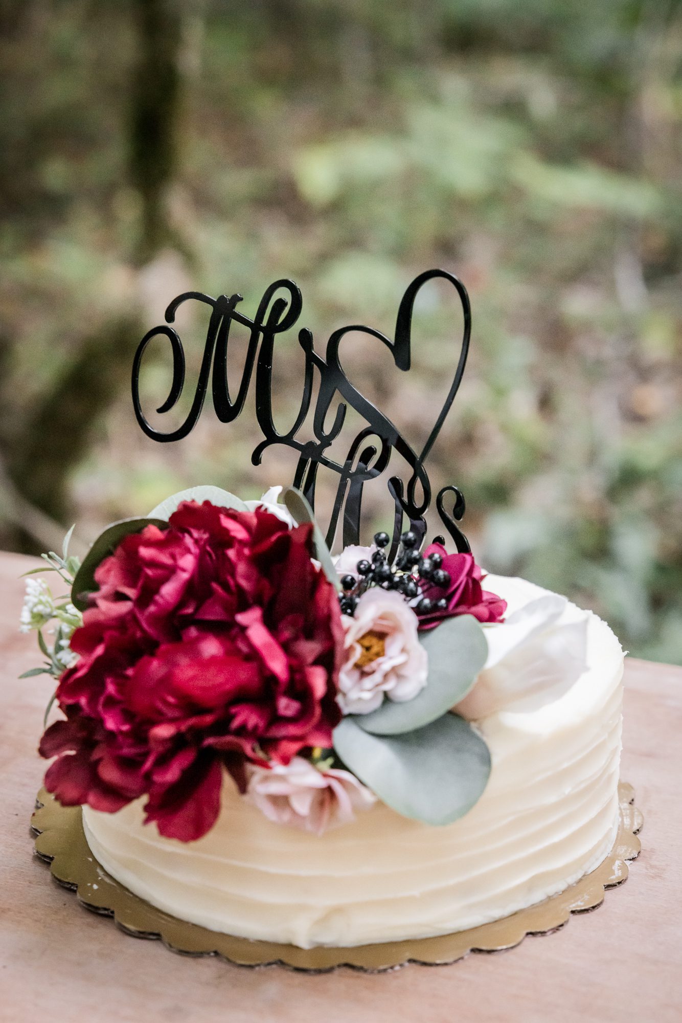 cake topper