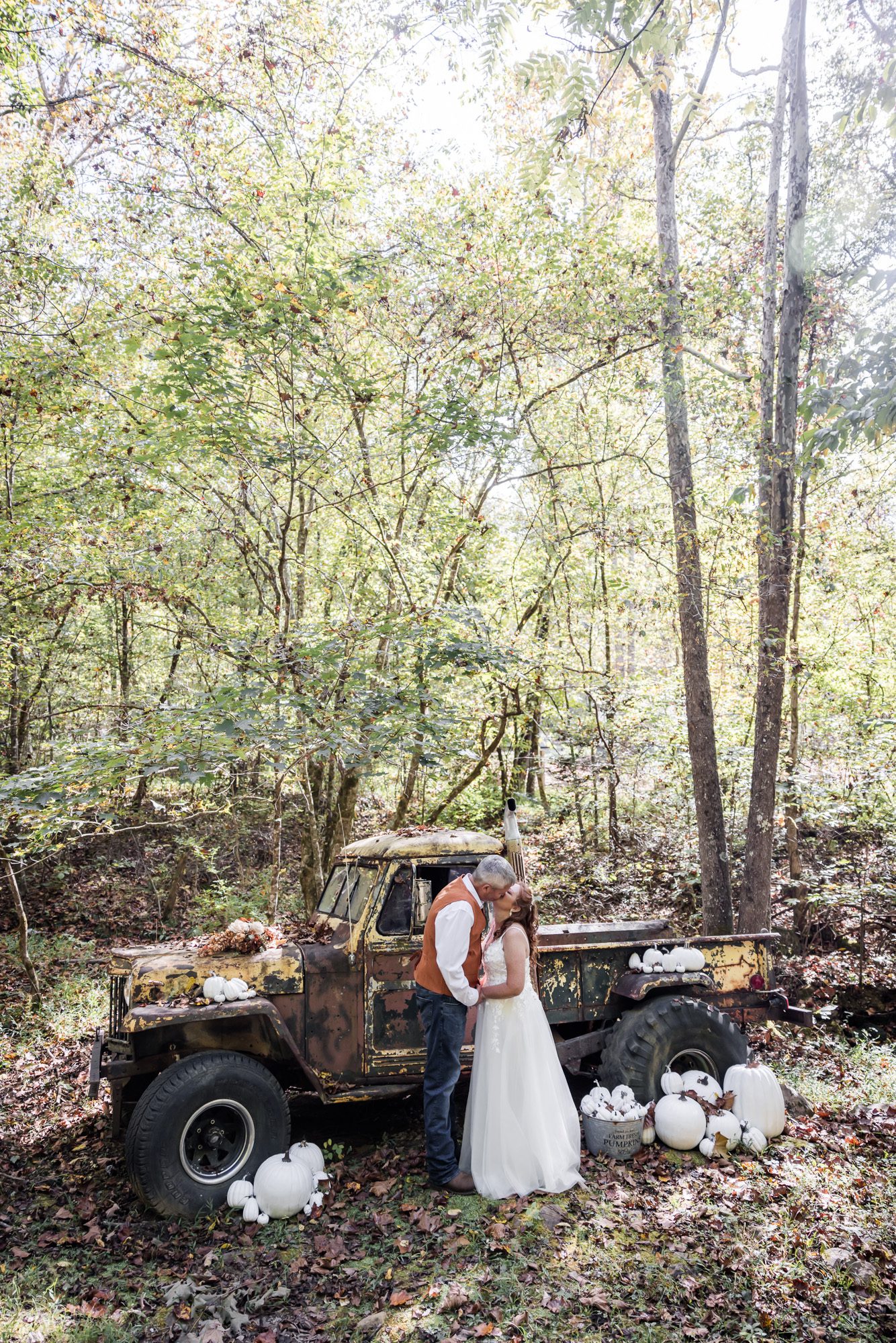 Rustic Autumn Micro Wedding
