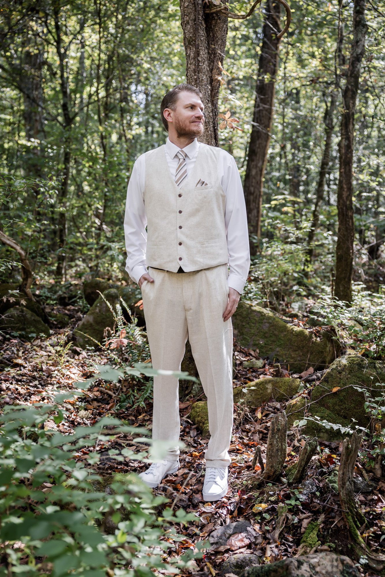 Fall groom portrait