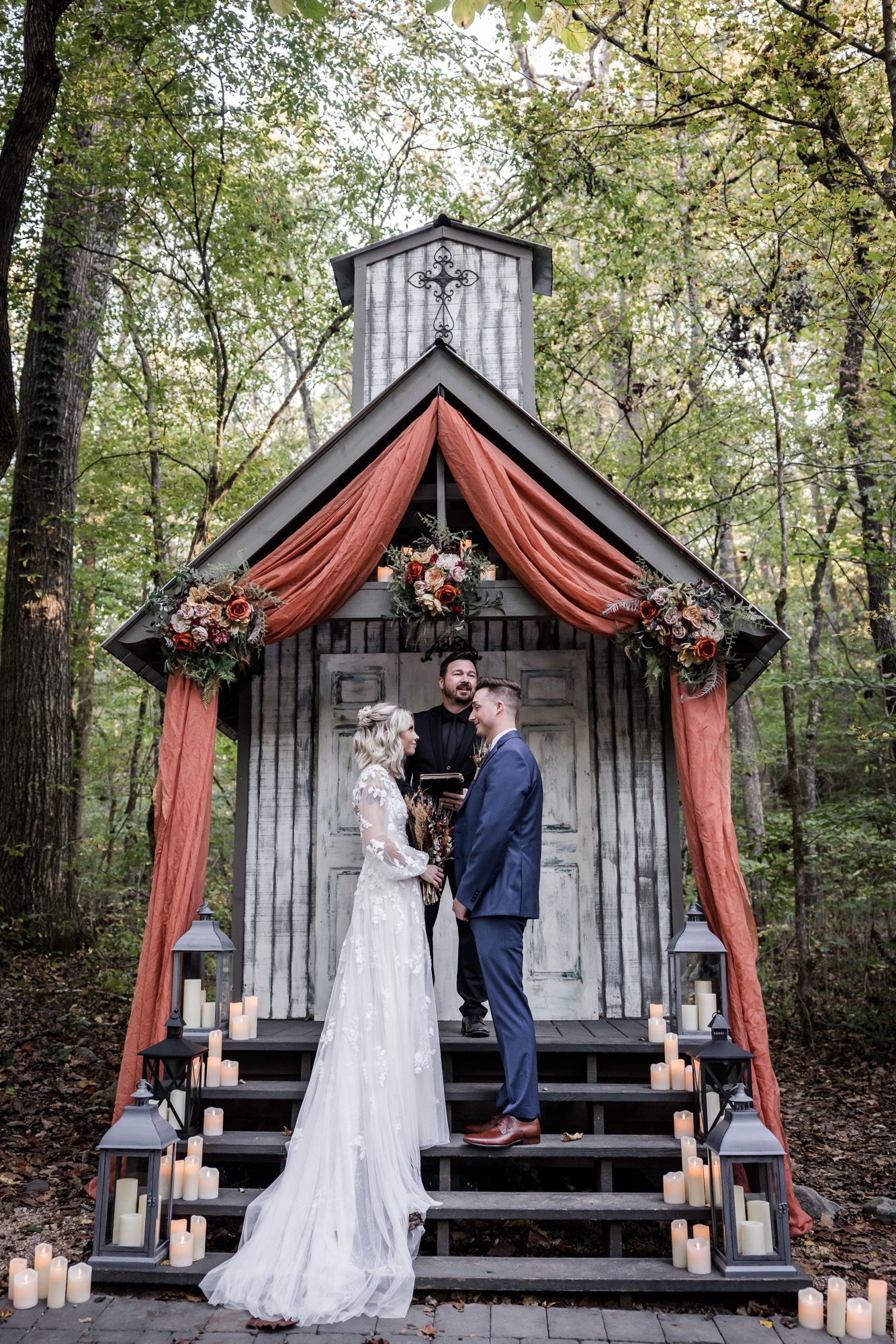Intimate Fall Ceremony