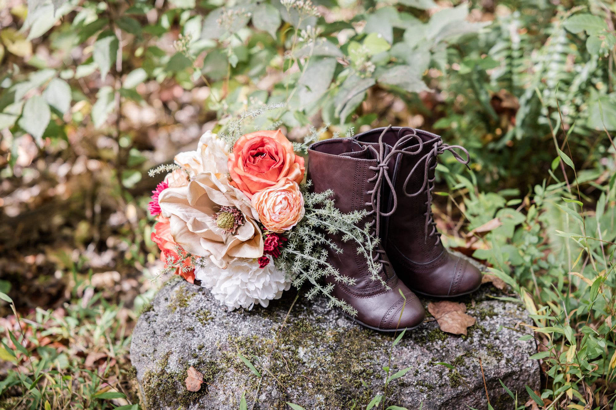 VINTAGE BOOTS AND BOUQUET