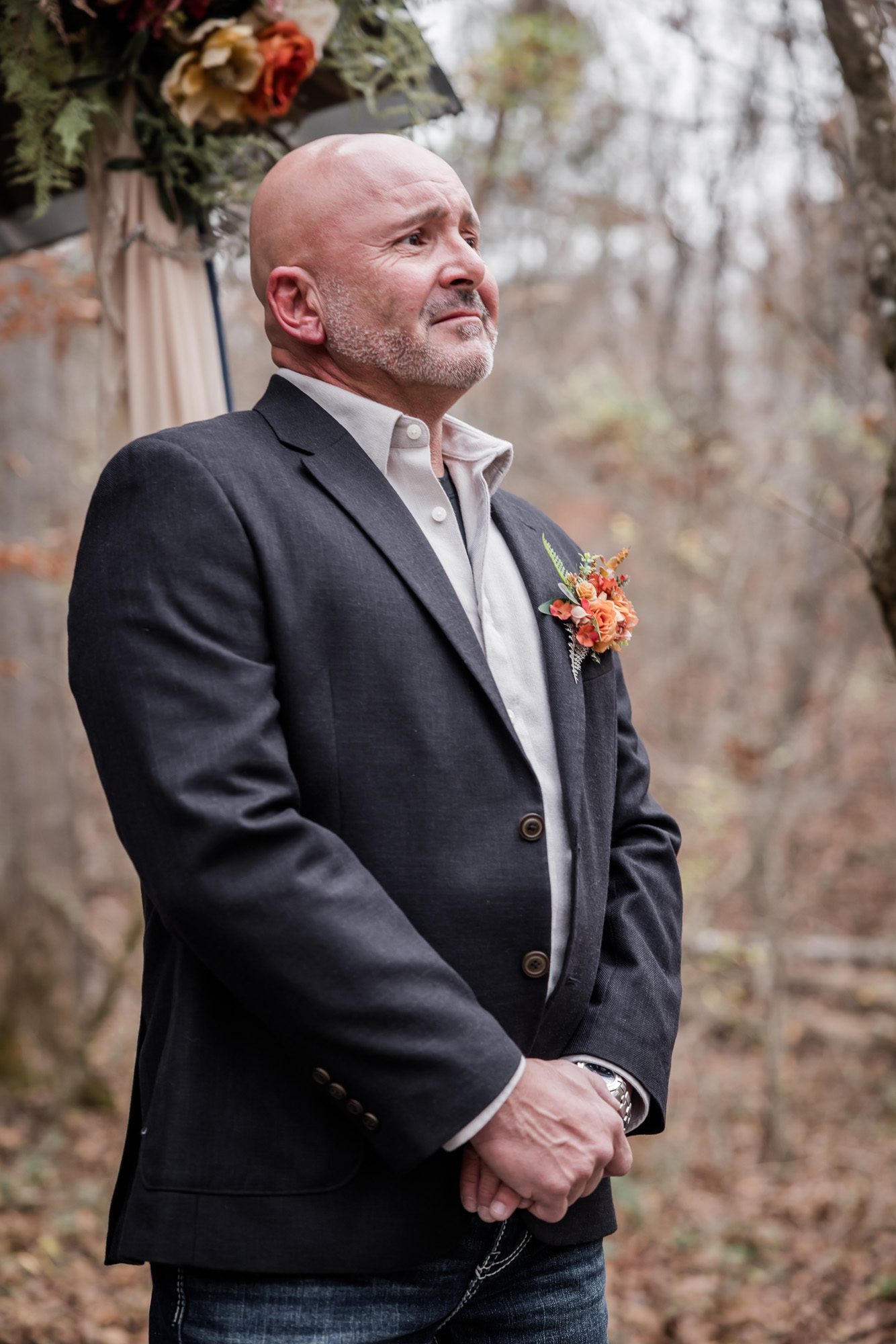 outdoor groom first look