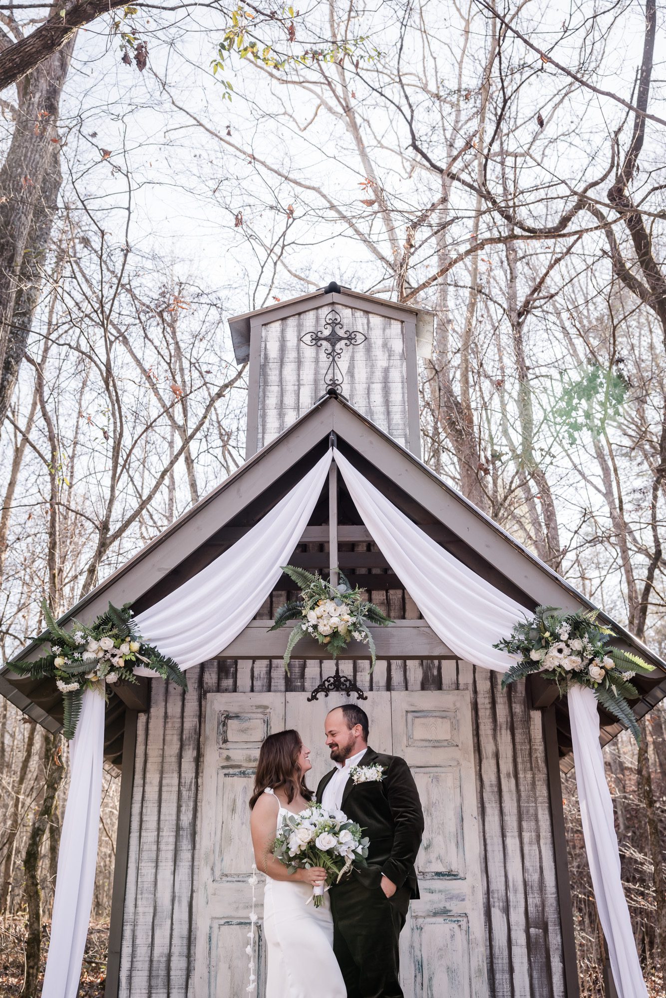 Outdoor Bride and groom portrait