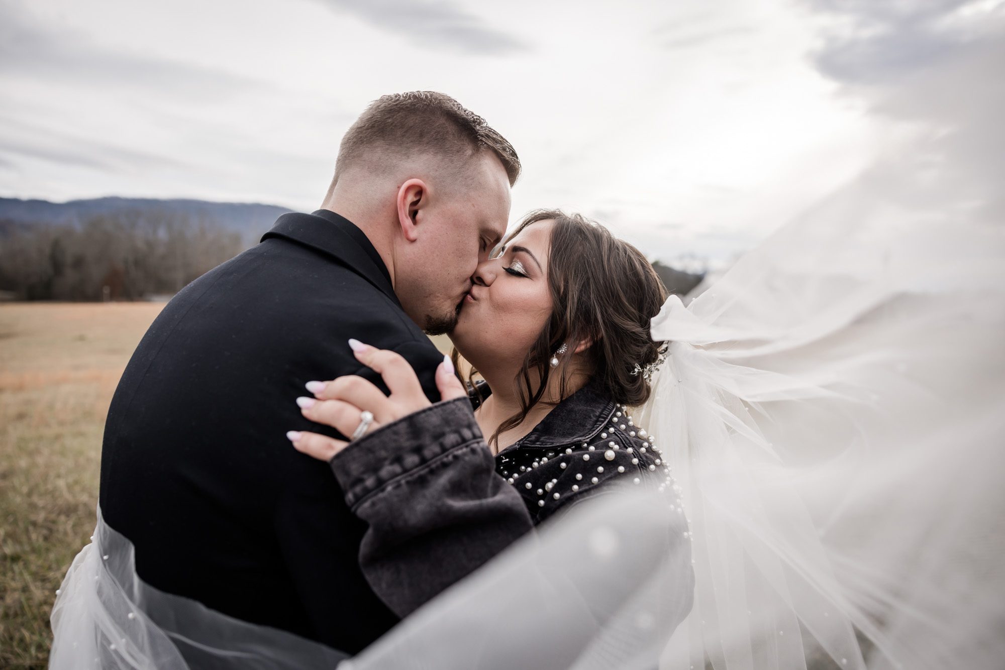 Outdoor Veil bride and groom Portrait
