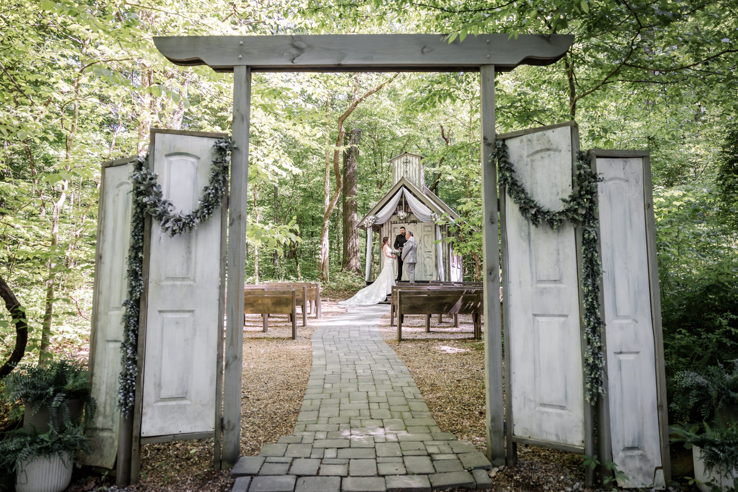 outdoor christian elopement
