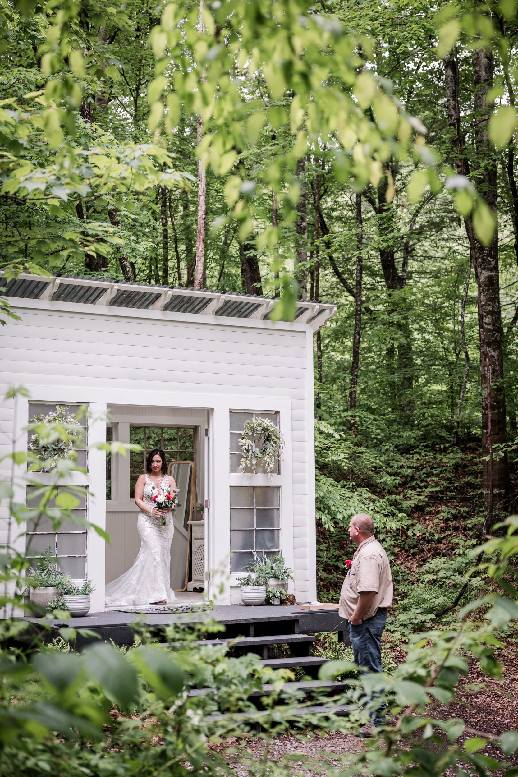 spontaneous micro wedding
