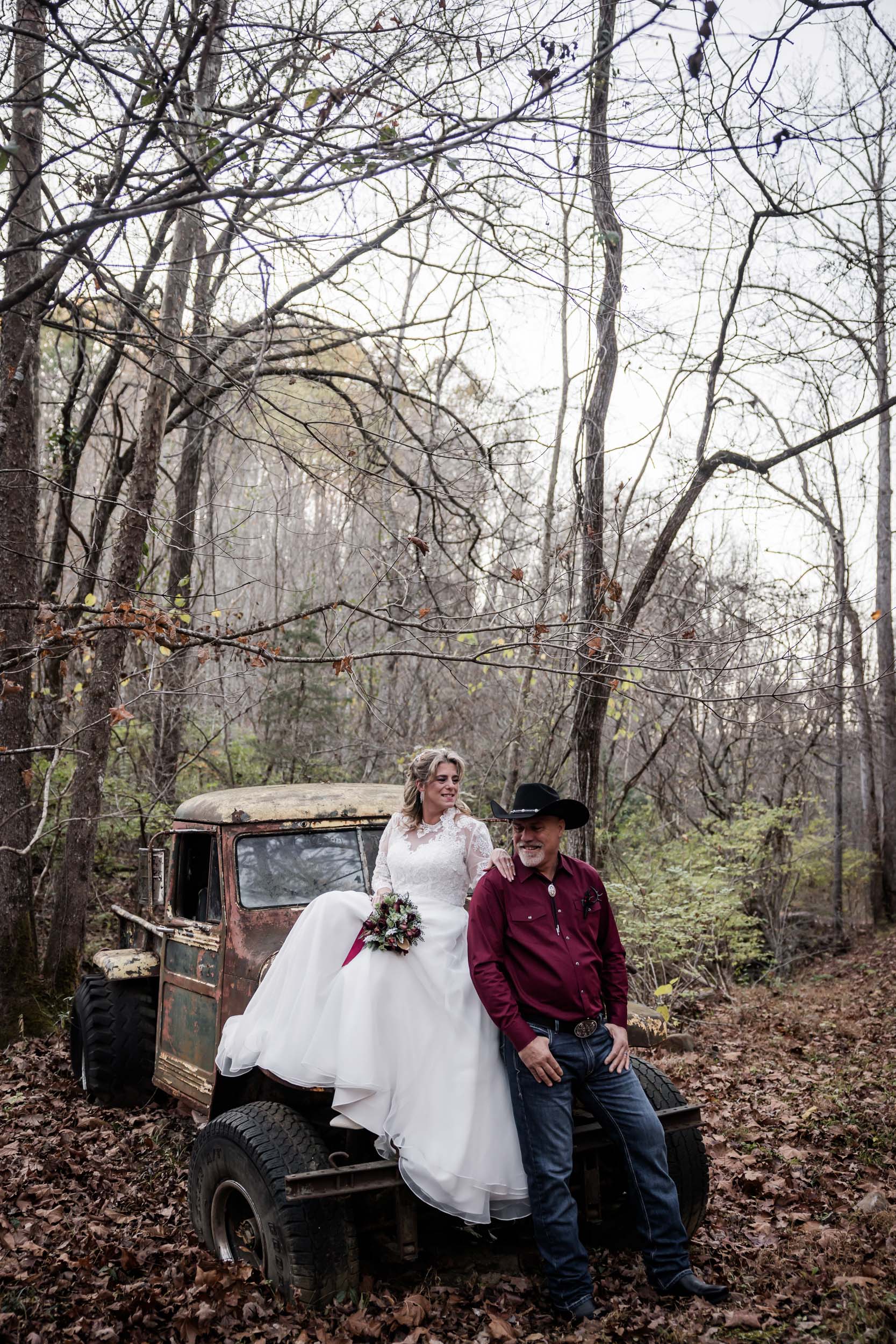 Jeep Truck Wedding Photos 