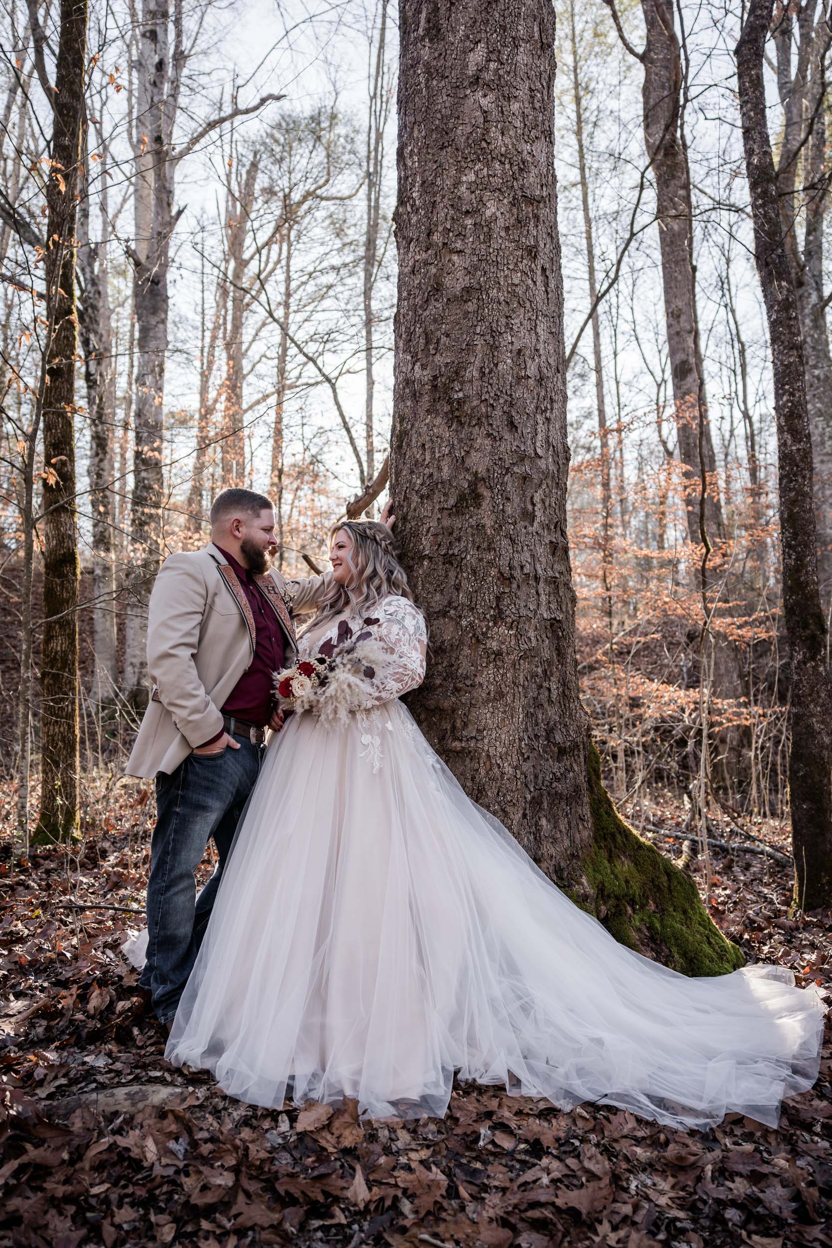 Leather and Lace Winter Wedding Ideas 