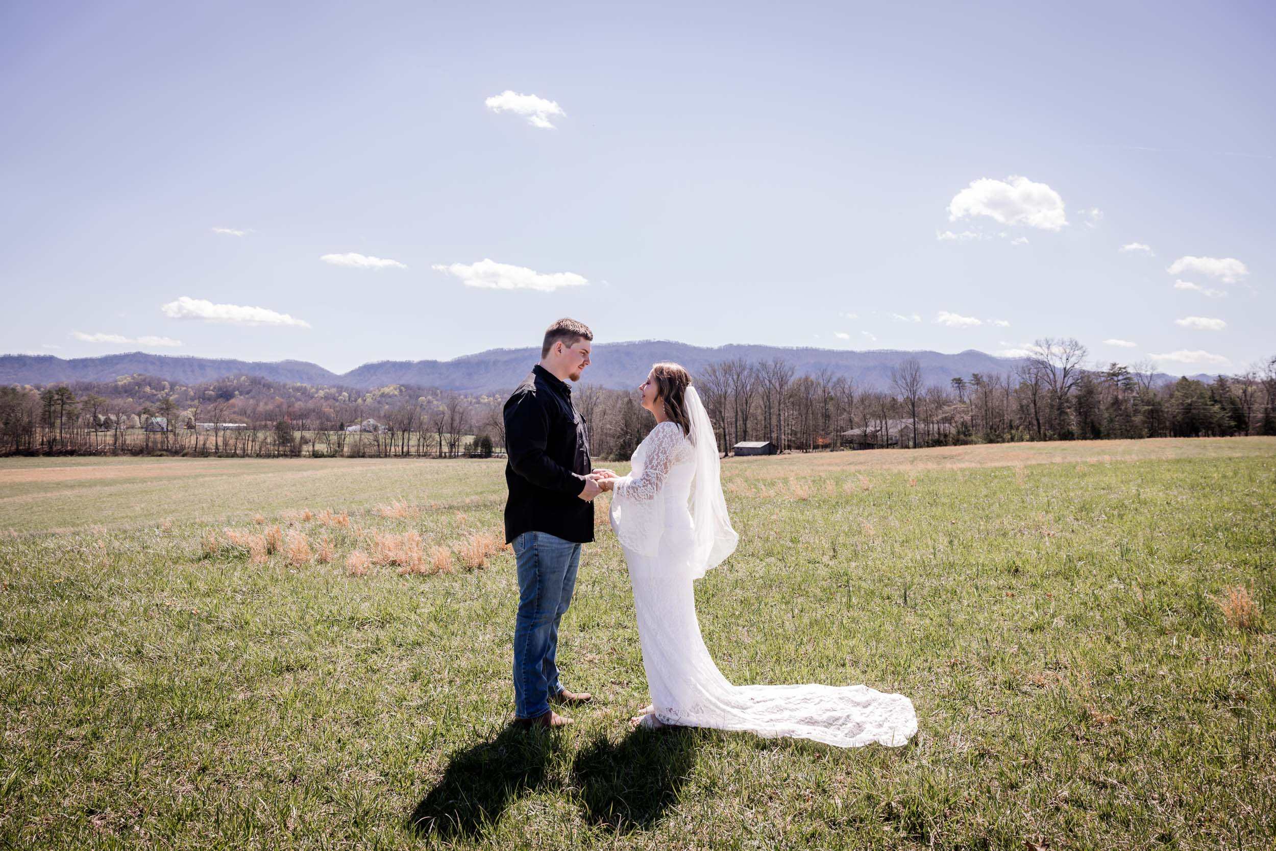 East Tennessee Bride and Groom