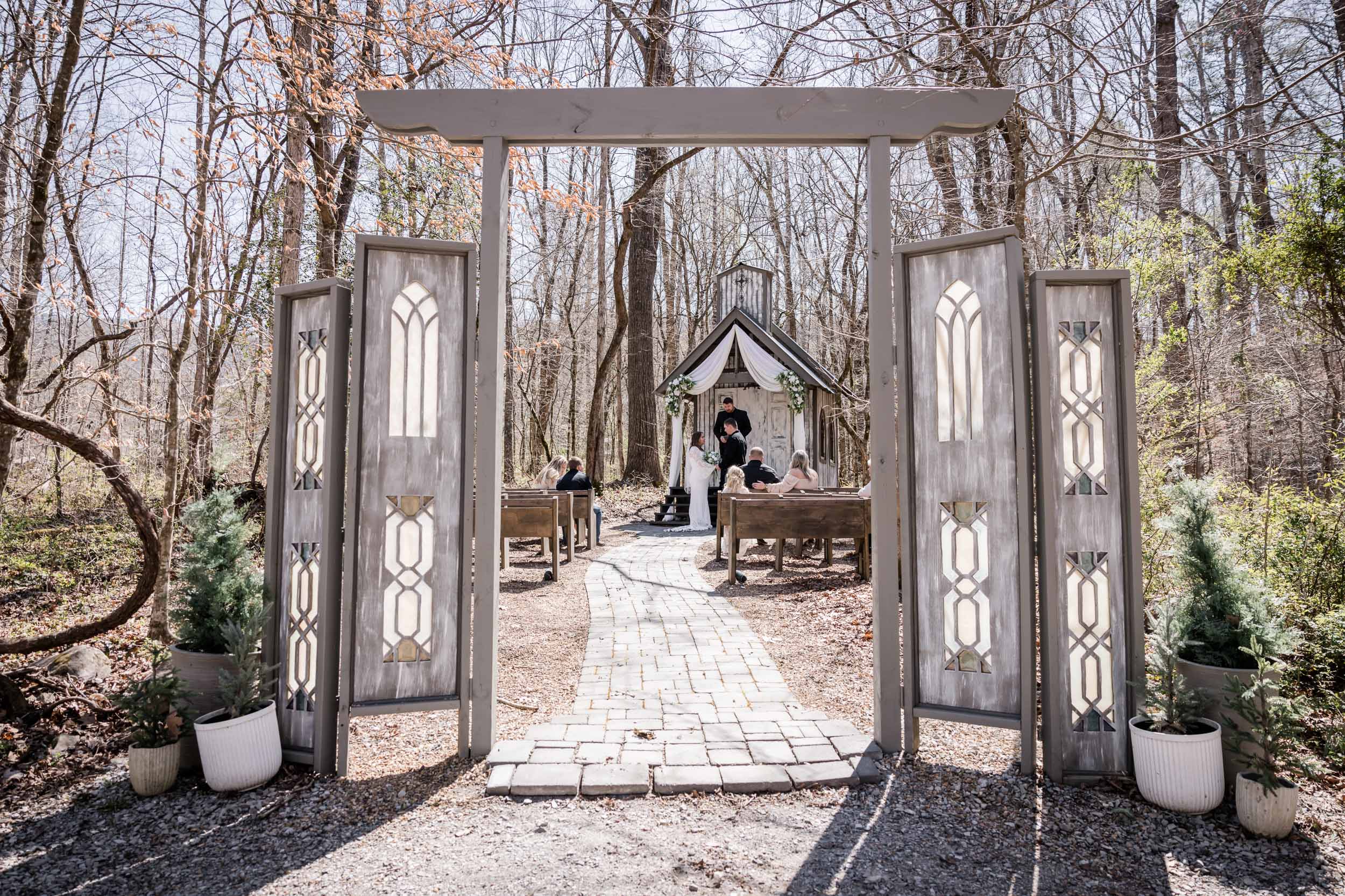 Relaxed Spring Intimate Wedding