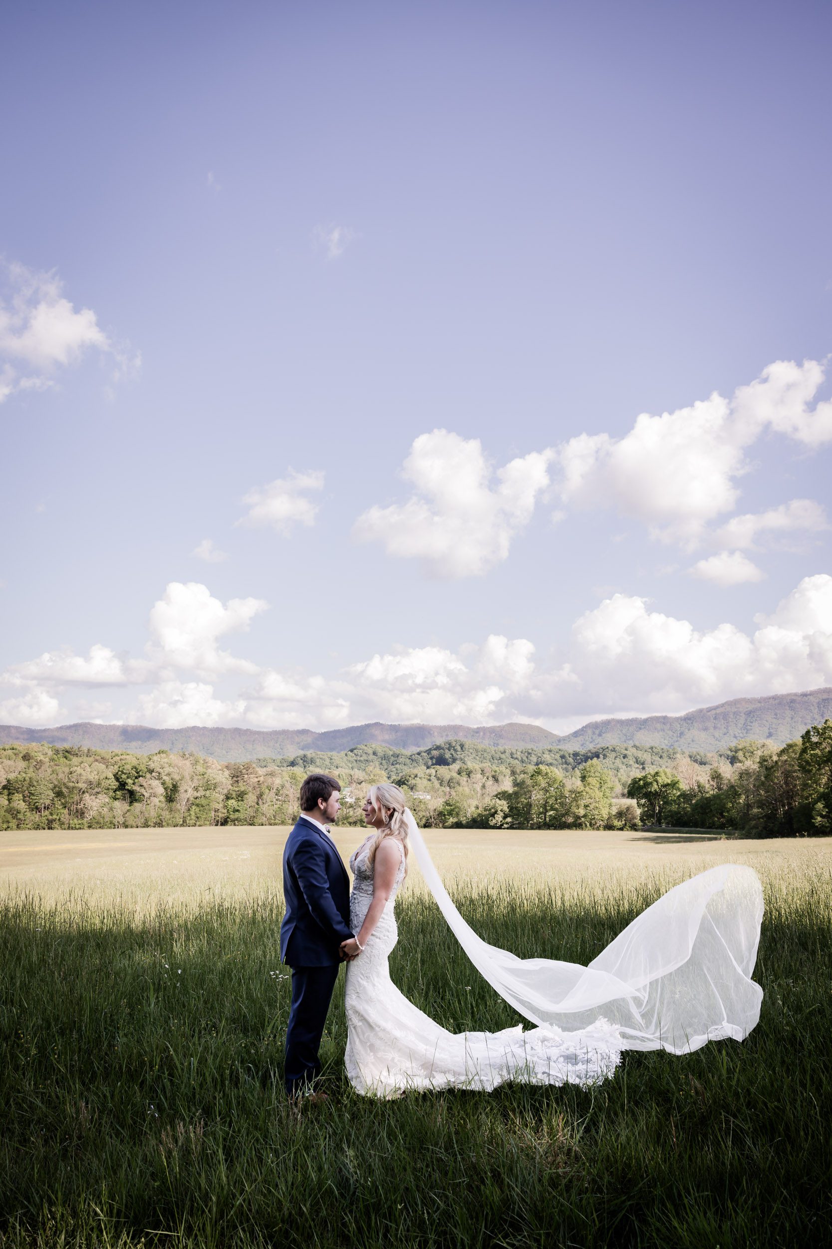 East Tennessee Spring Micro Wedding 