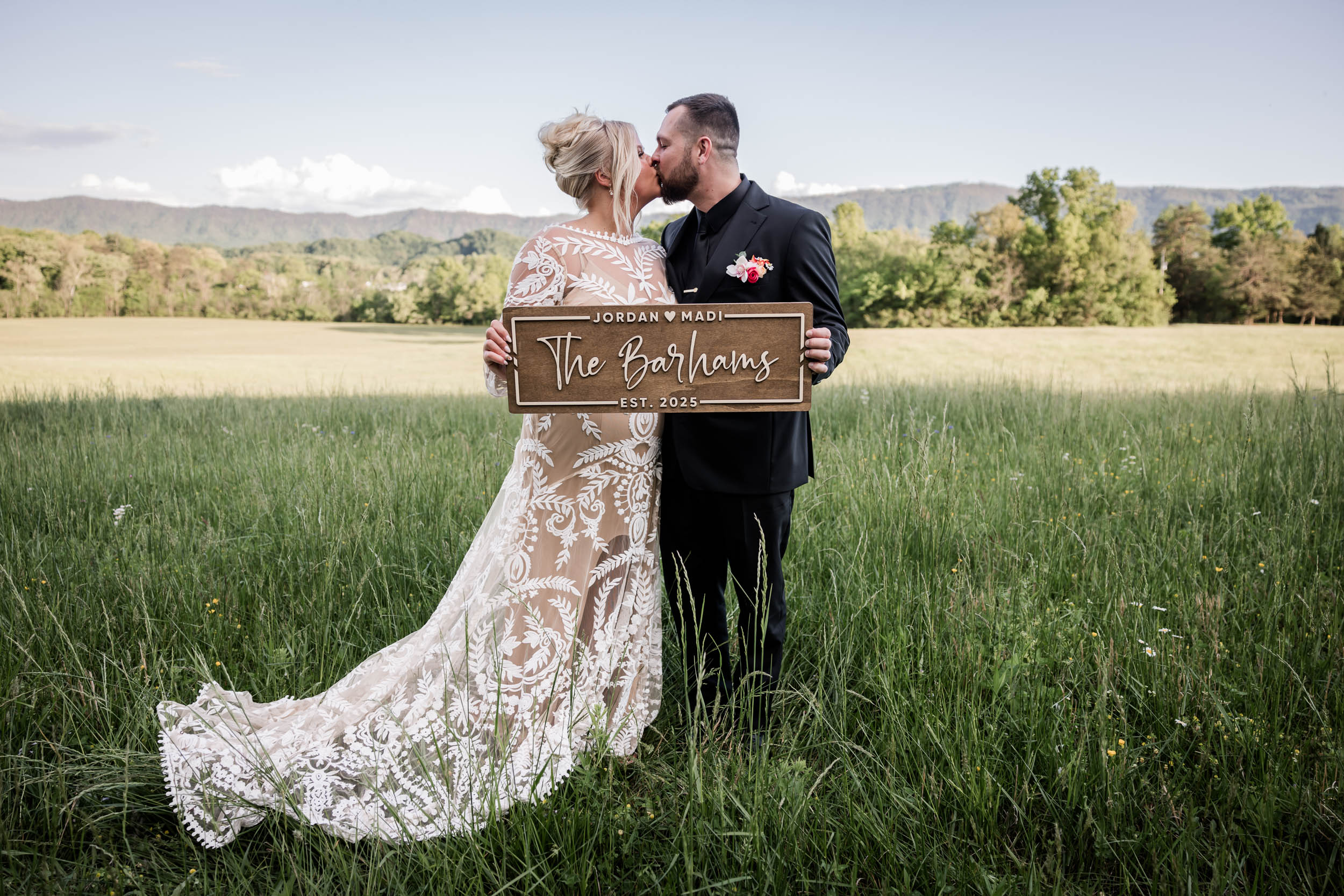 East Tennessee Elopement Photographer