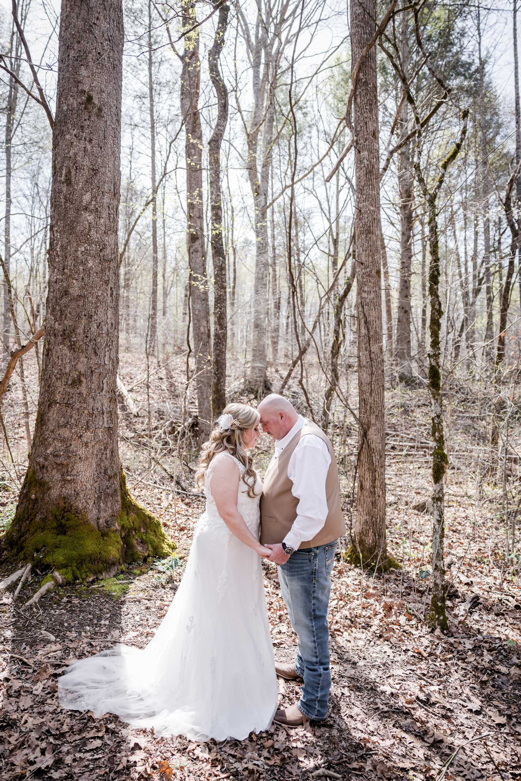 Smoky Mountain Bride and Groom 