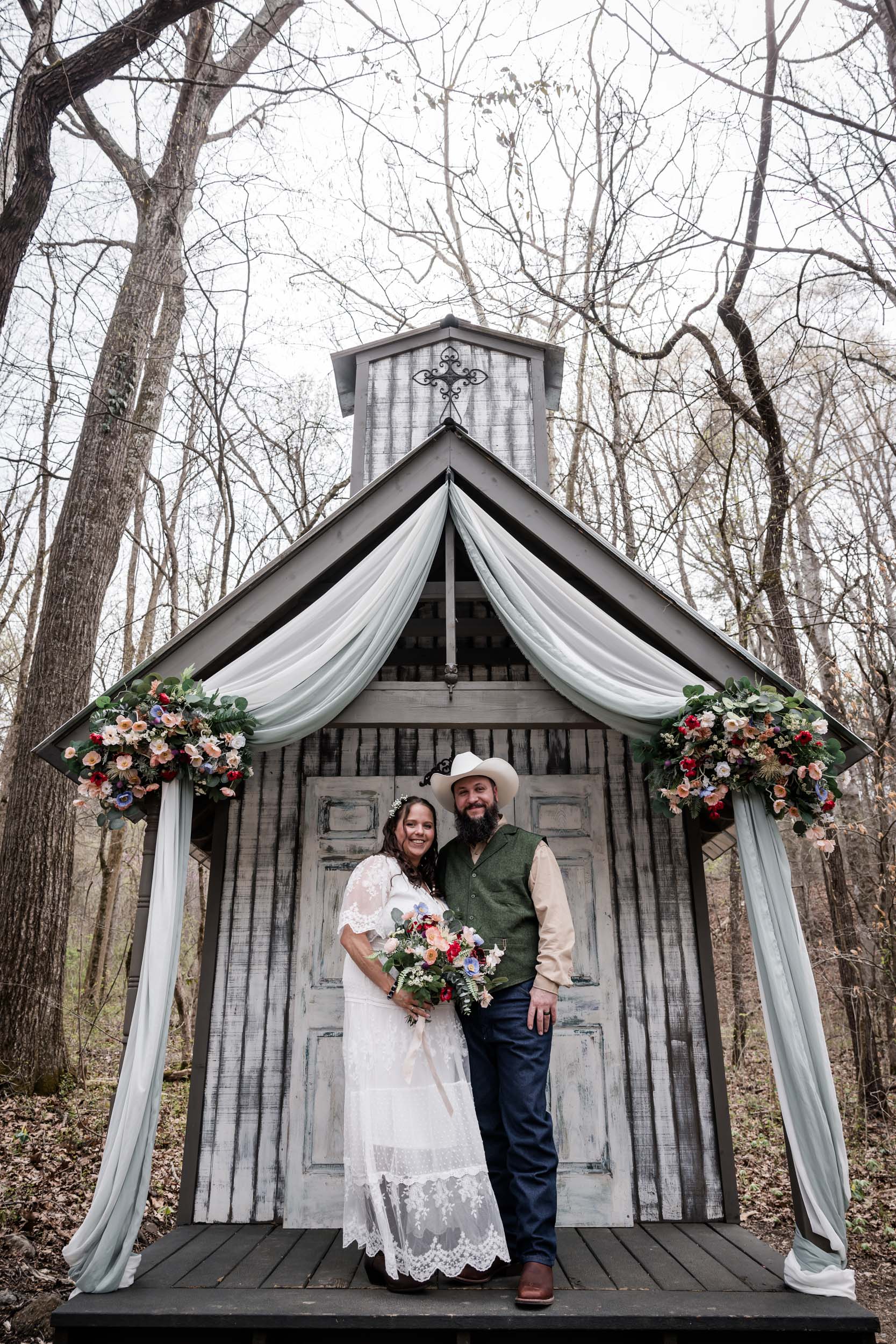 Smoky Mountain Bride and Groom 
