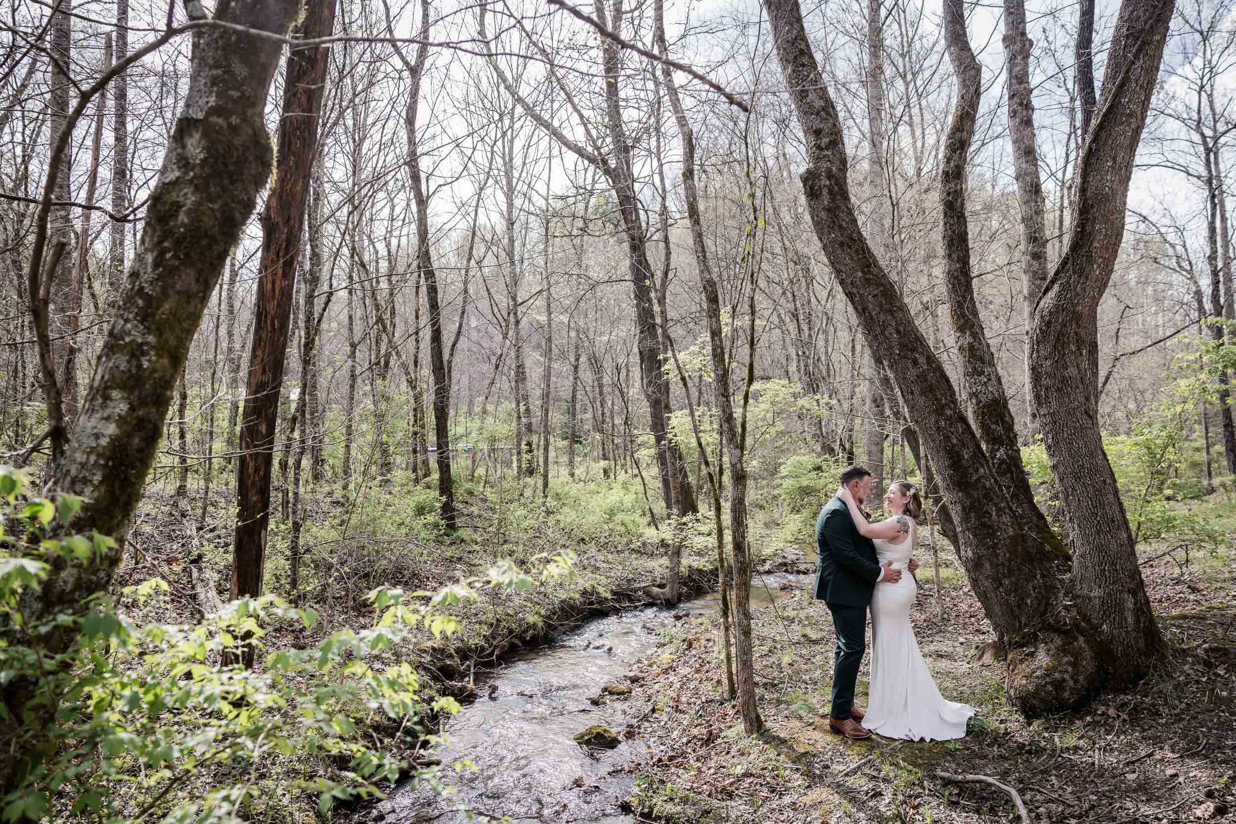 East Tennessee Bride and Groom