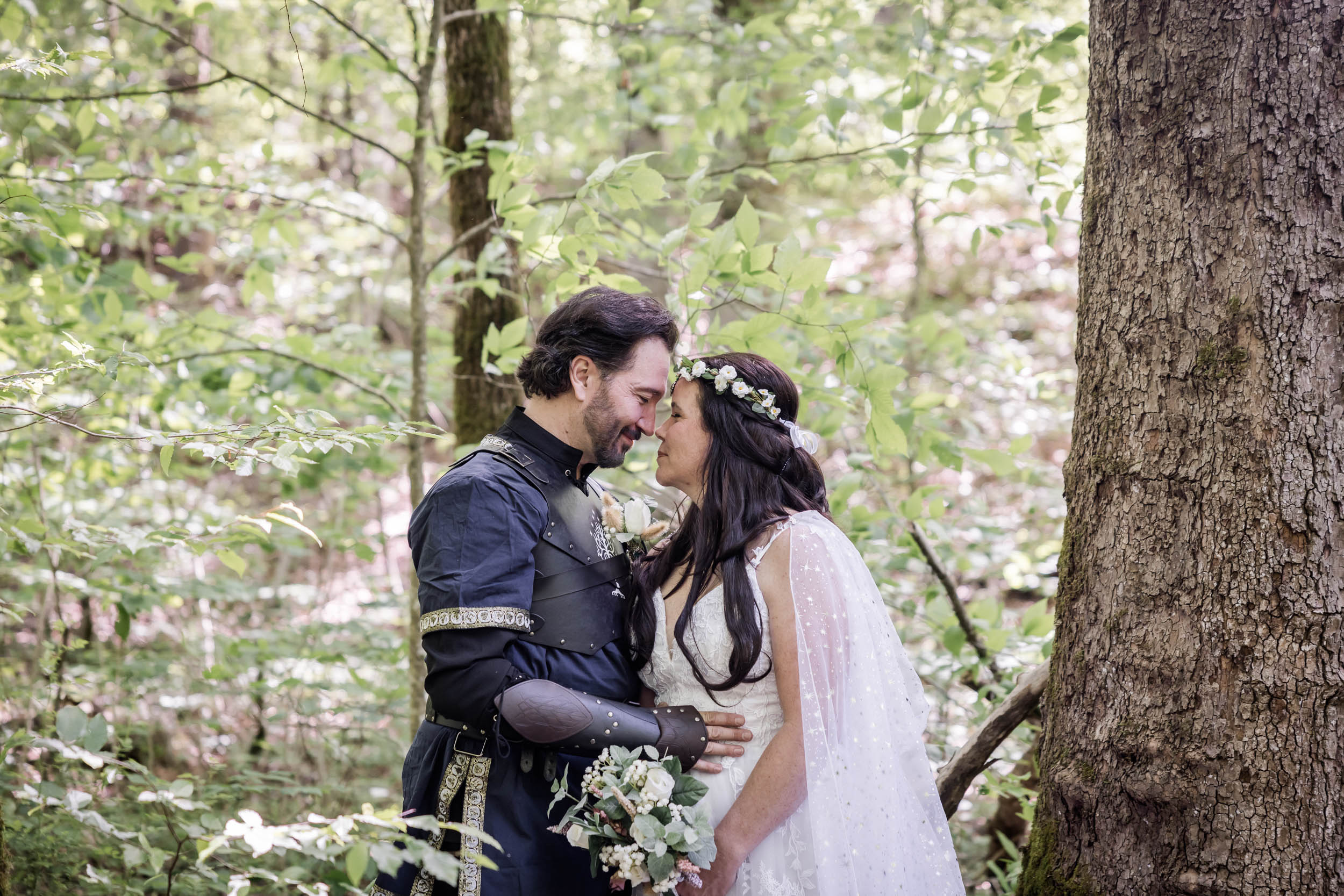 Lord of the Rings Bride and Groom 