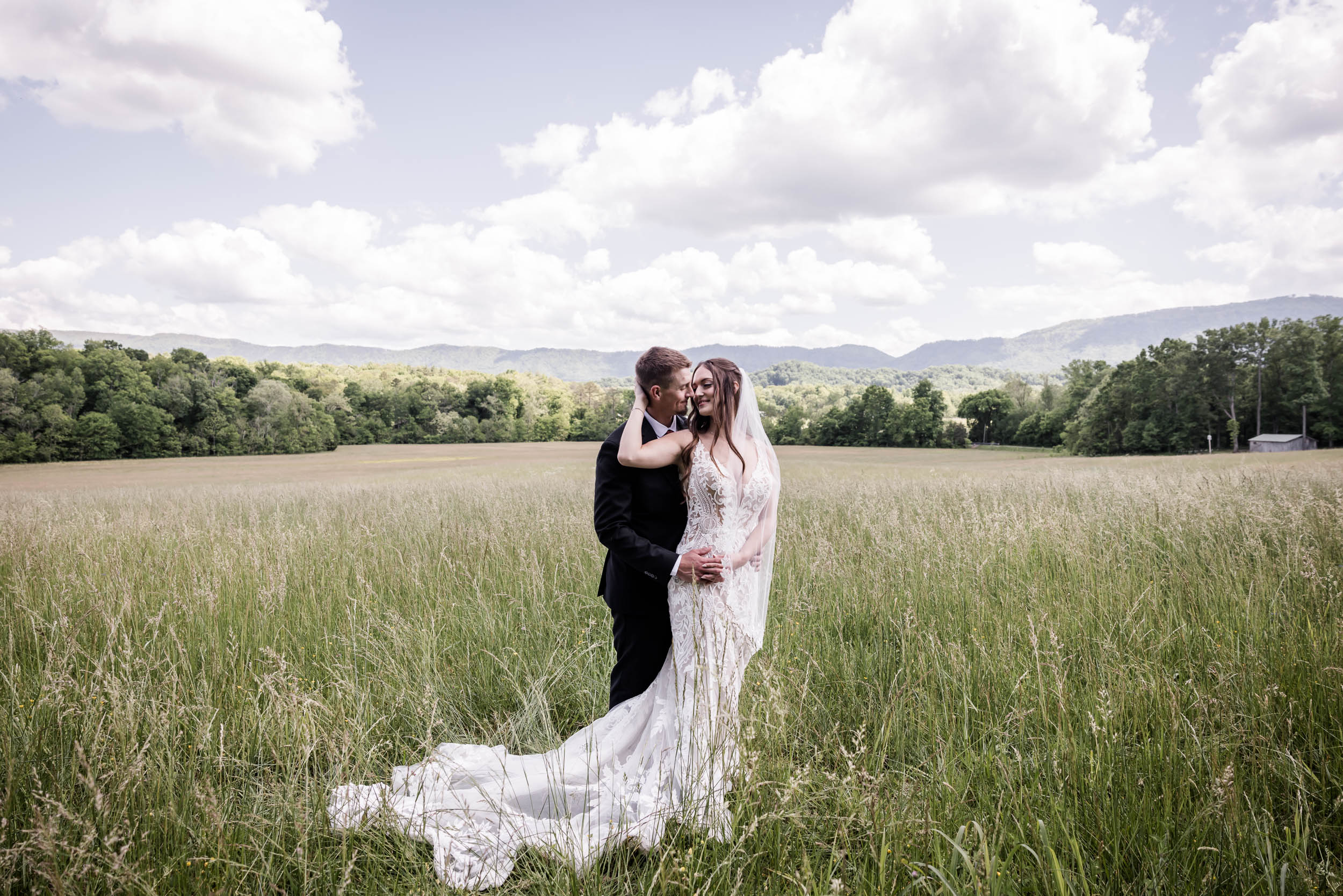 East Tennessee Bride and Groom