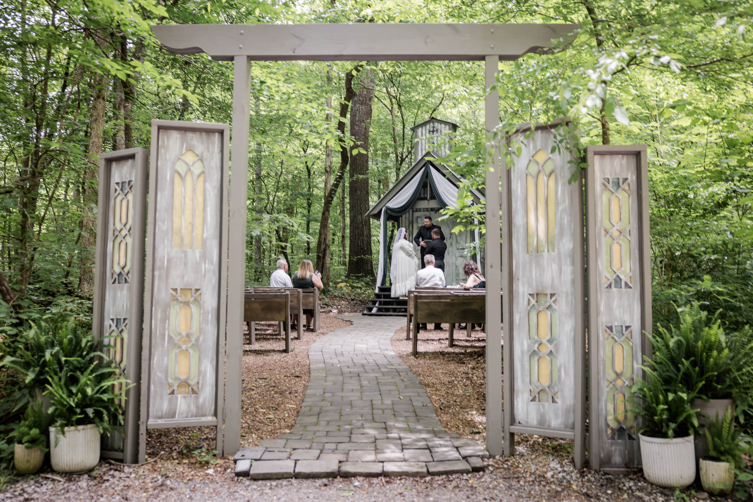 Outdoor Wedding in the Smoky Mountains 