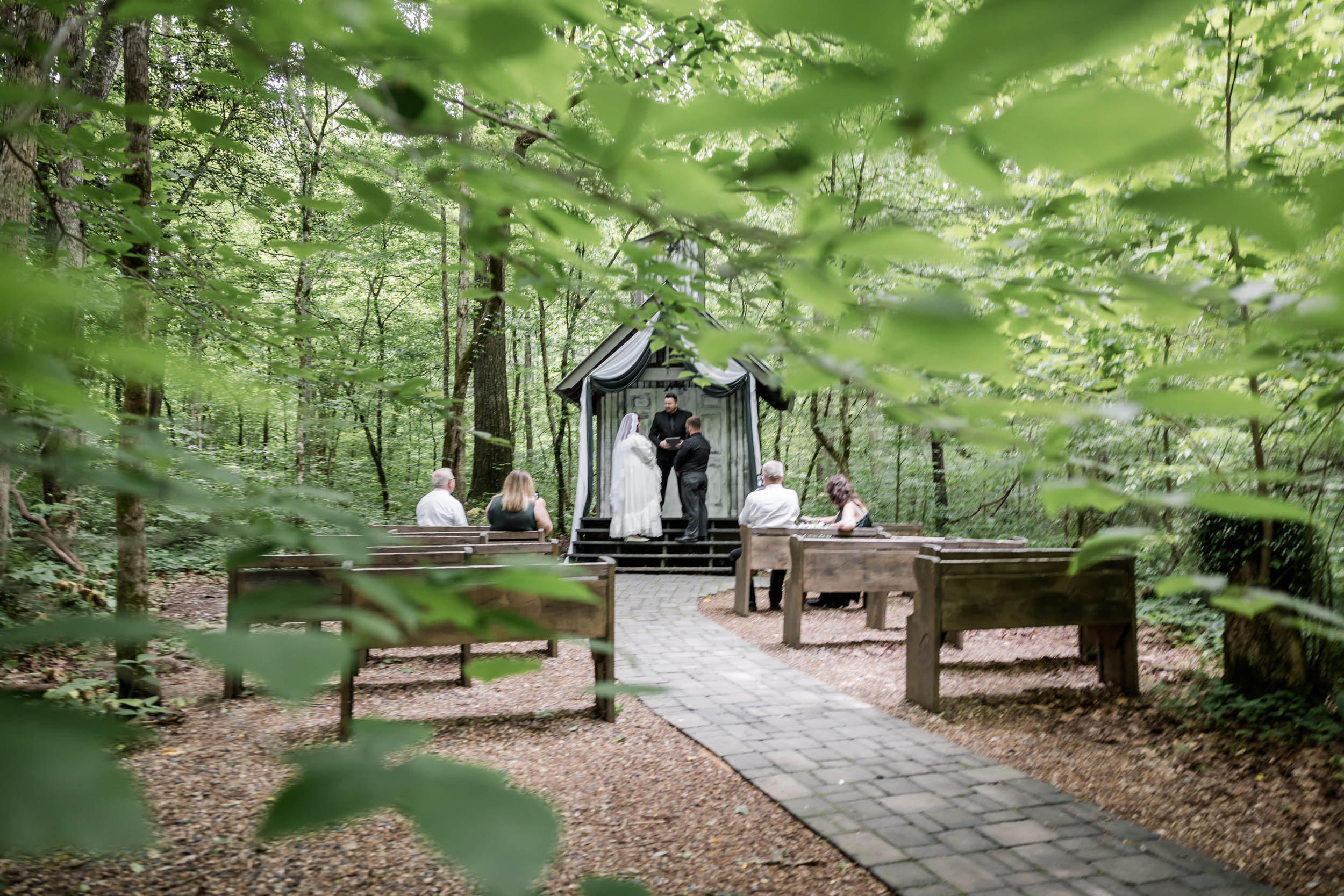 Outdoor Wedding in the Smoky Mountains 
