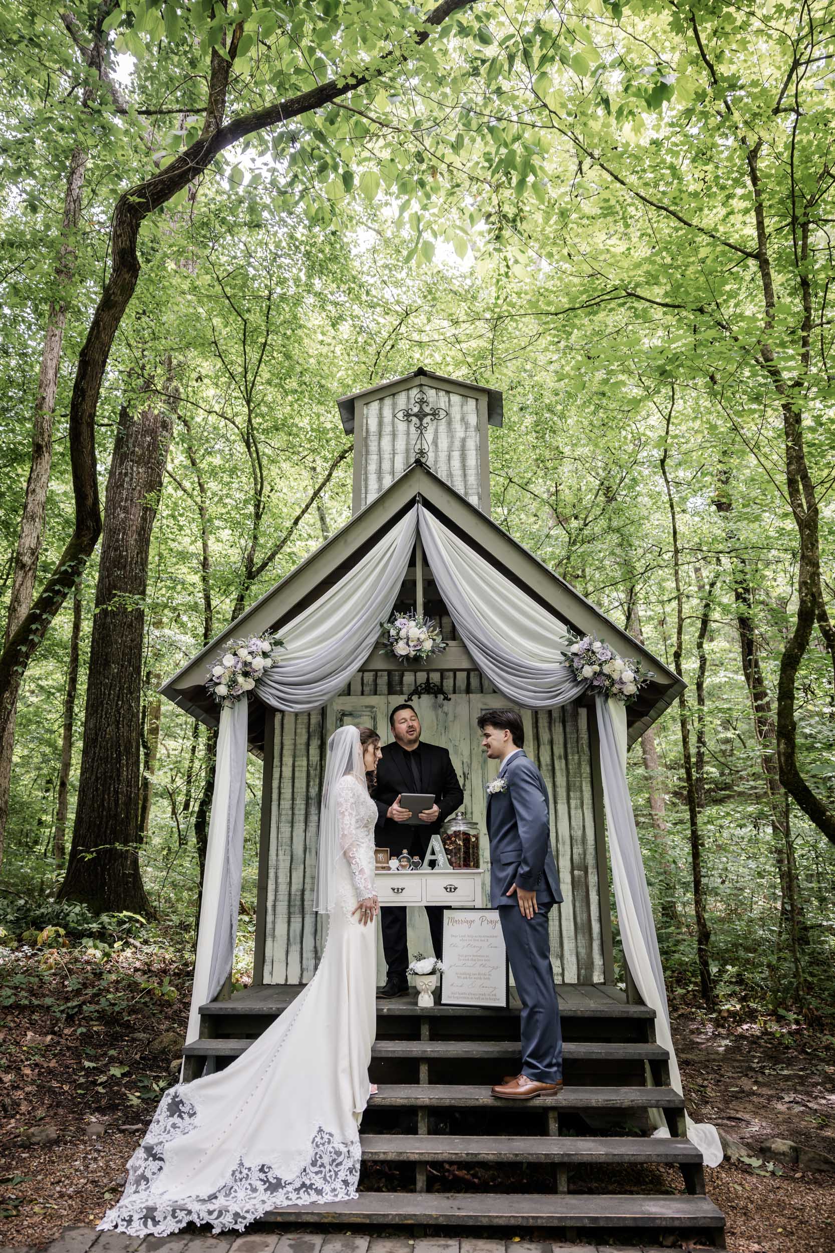 Romantic Spring Micro Wedding