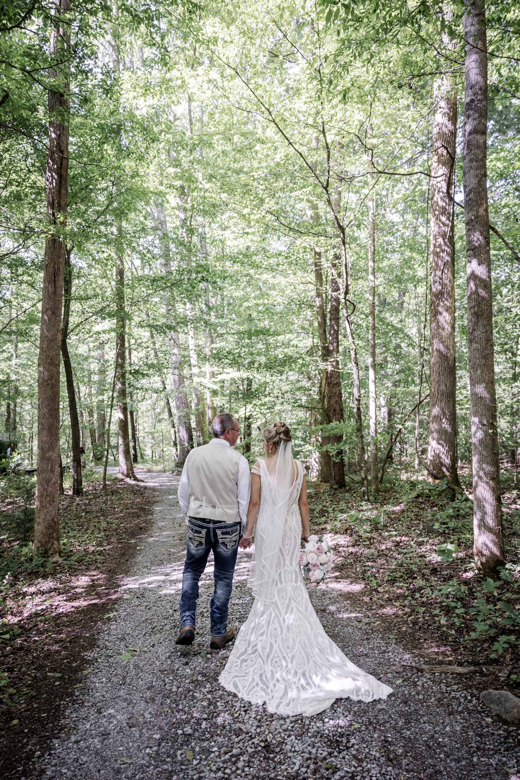Smoky Mountain Bride and Groom 