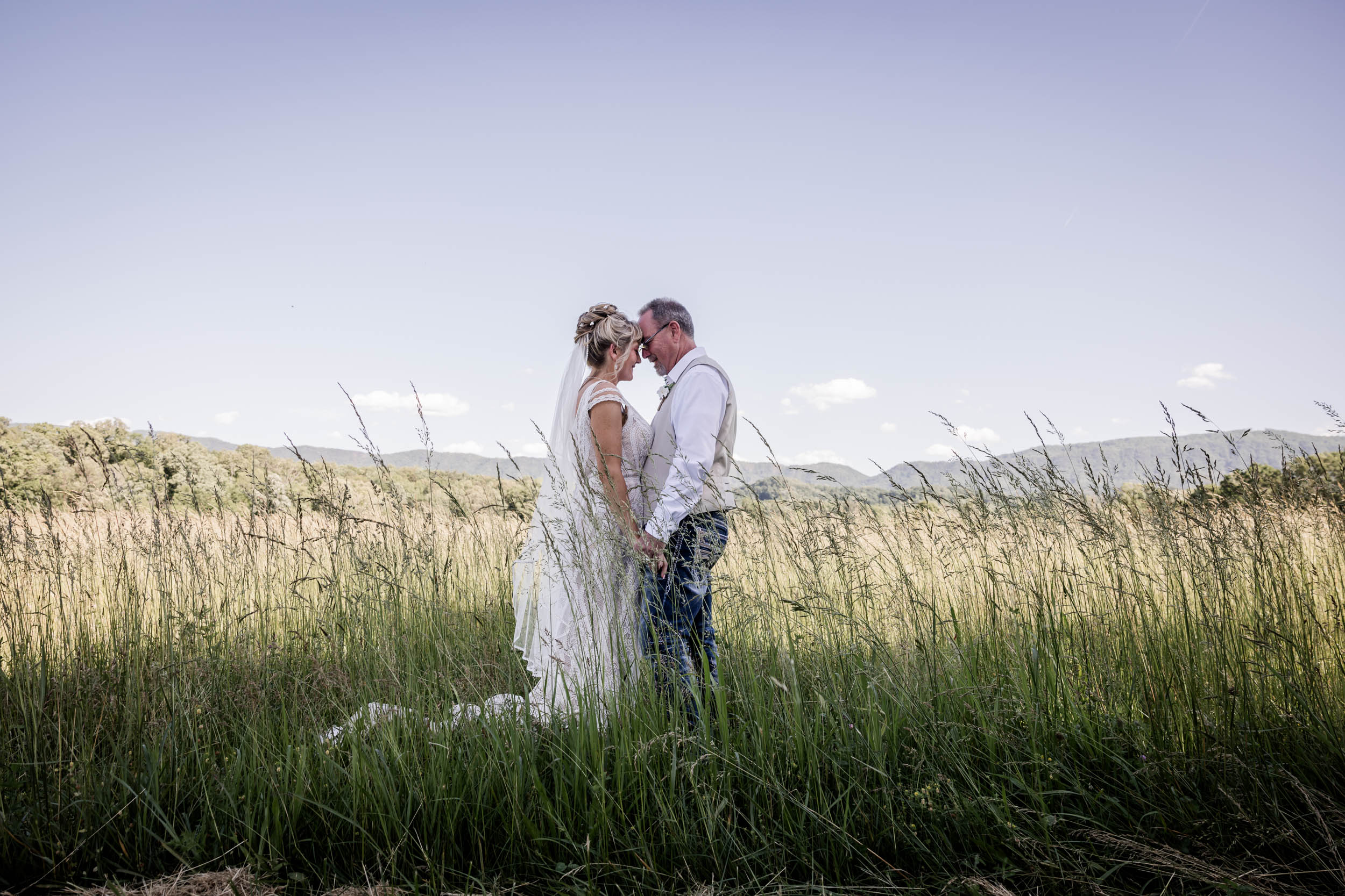 Smoky Mountain Bride and Groom 