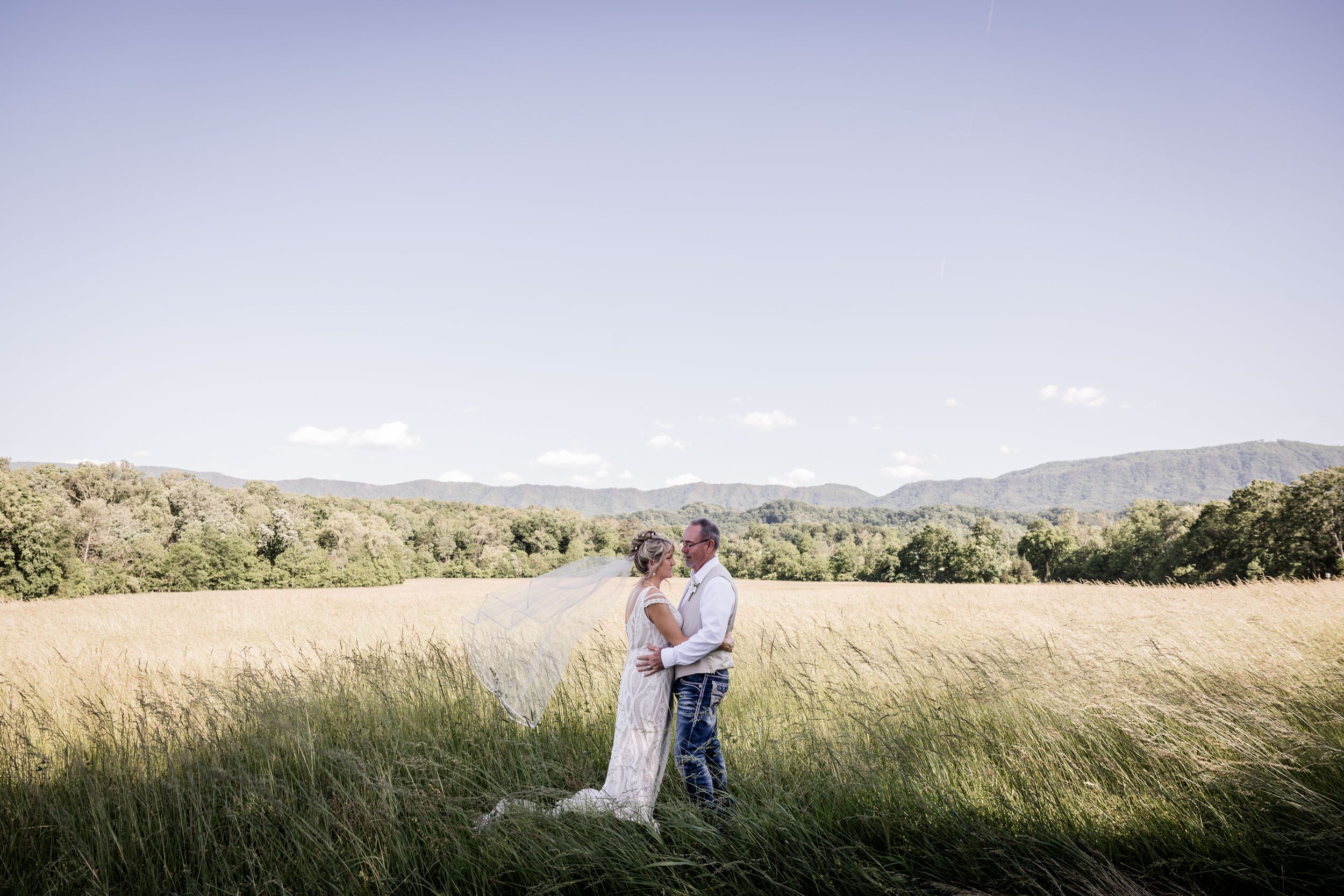 Blush and Bashful Micro Wedding 