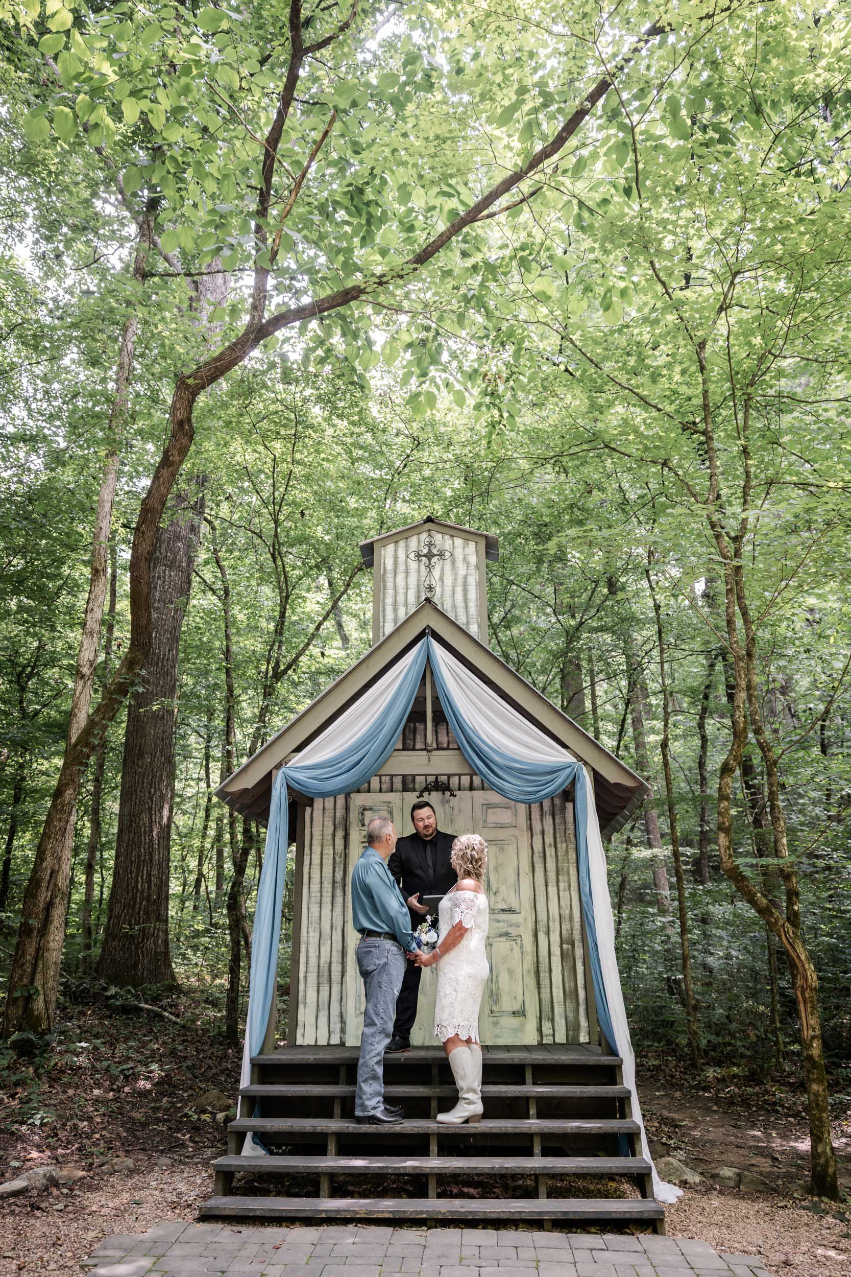 Free Spirited Smoky Mountain Elopement
