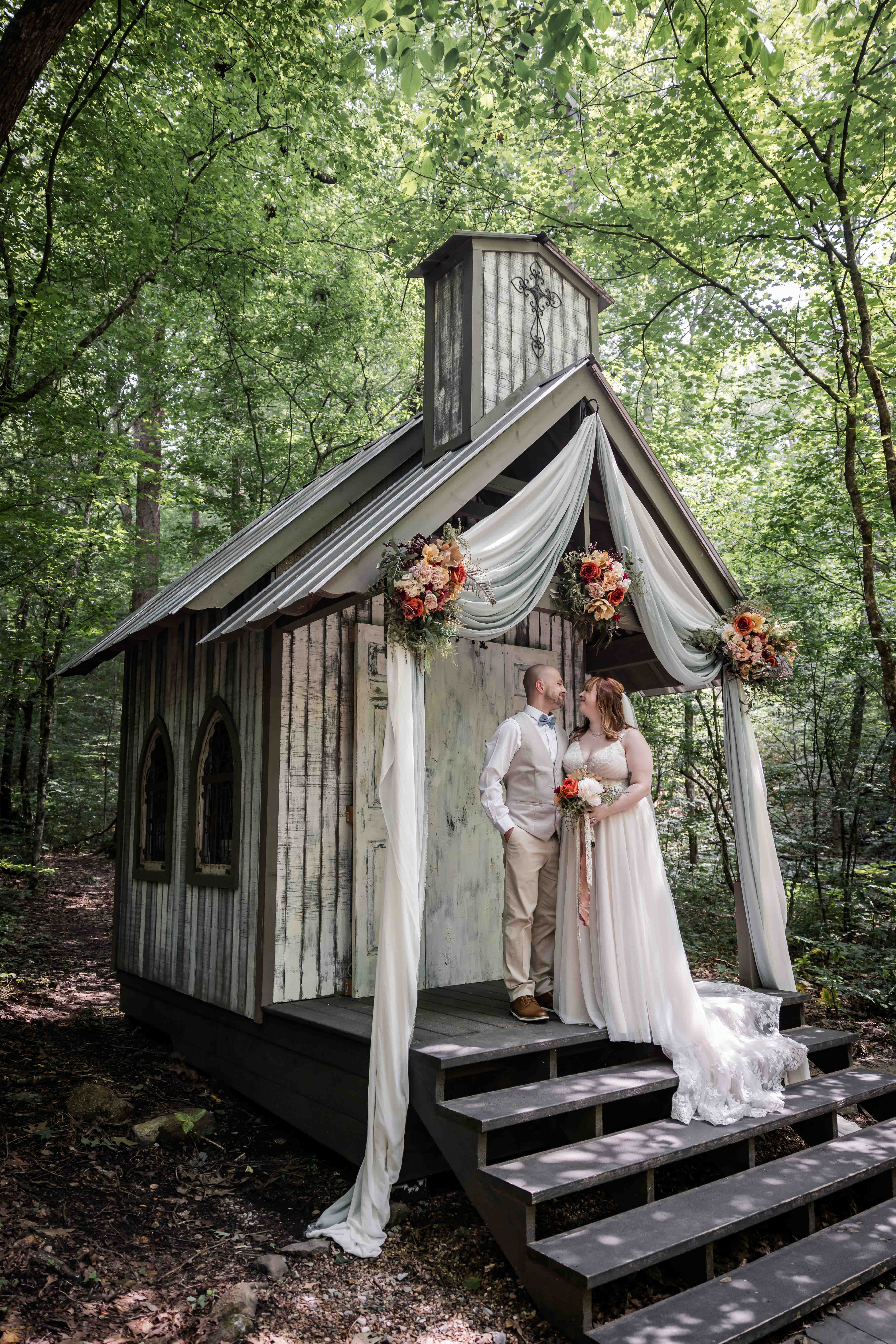 East Tennessee Bride and Groom 