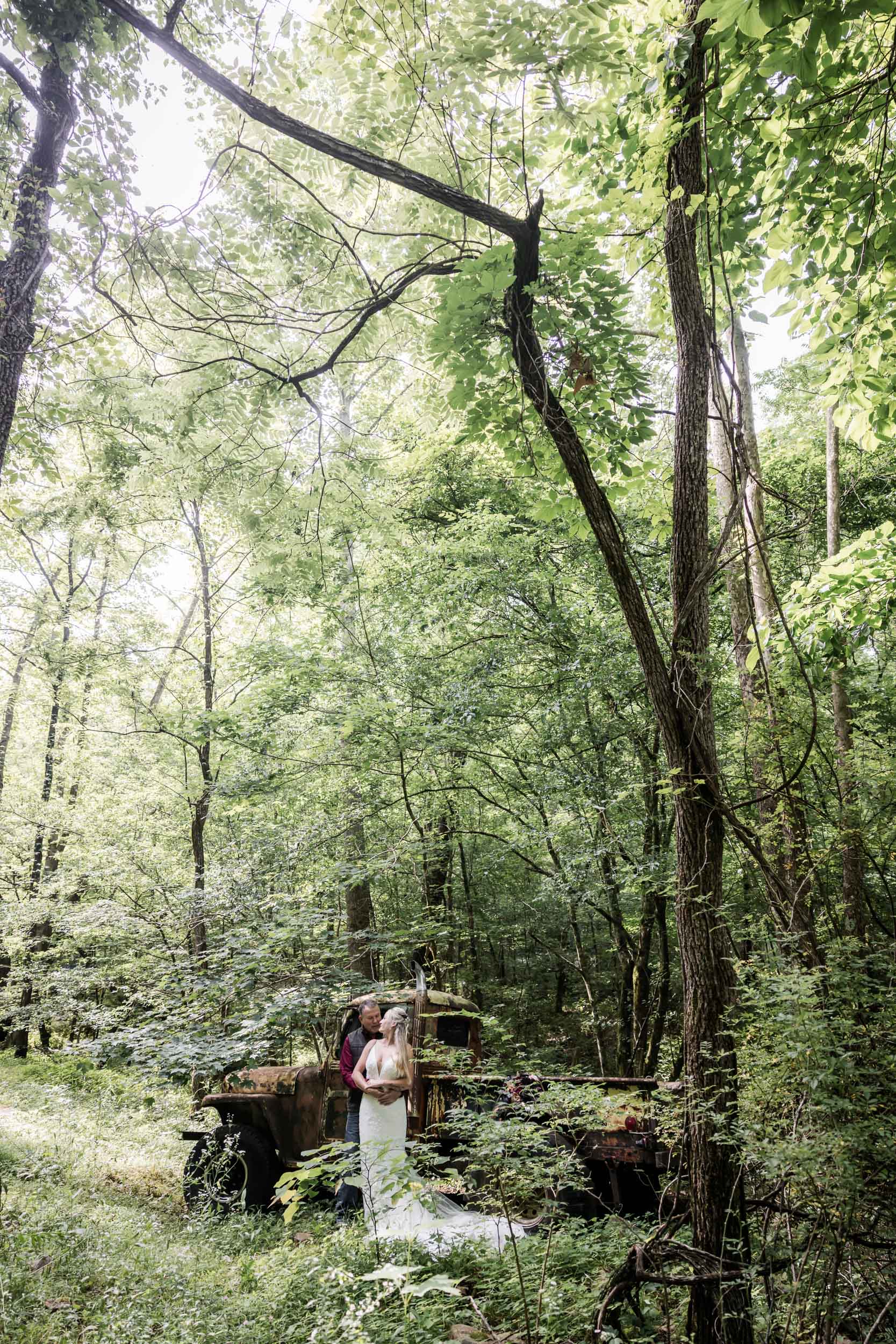 Jeep Truck Wedding Photo Ideas