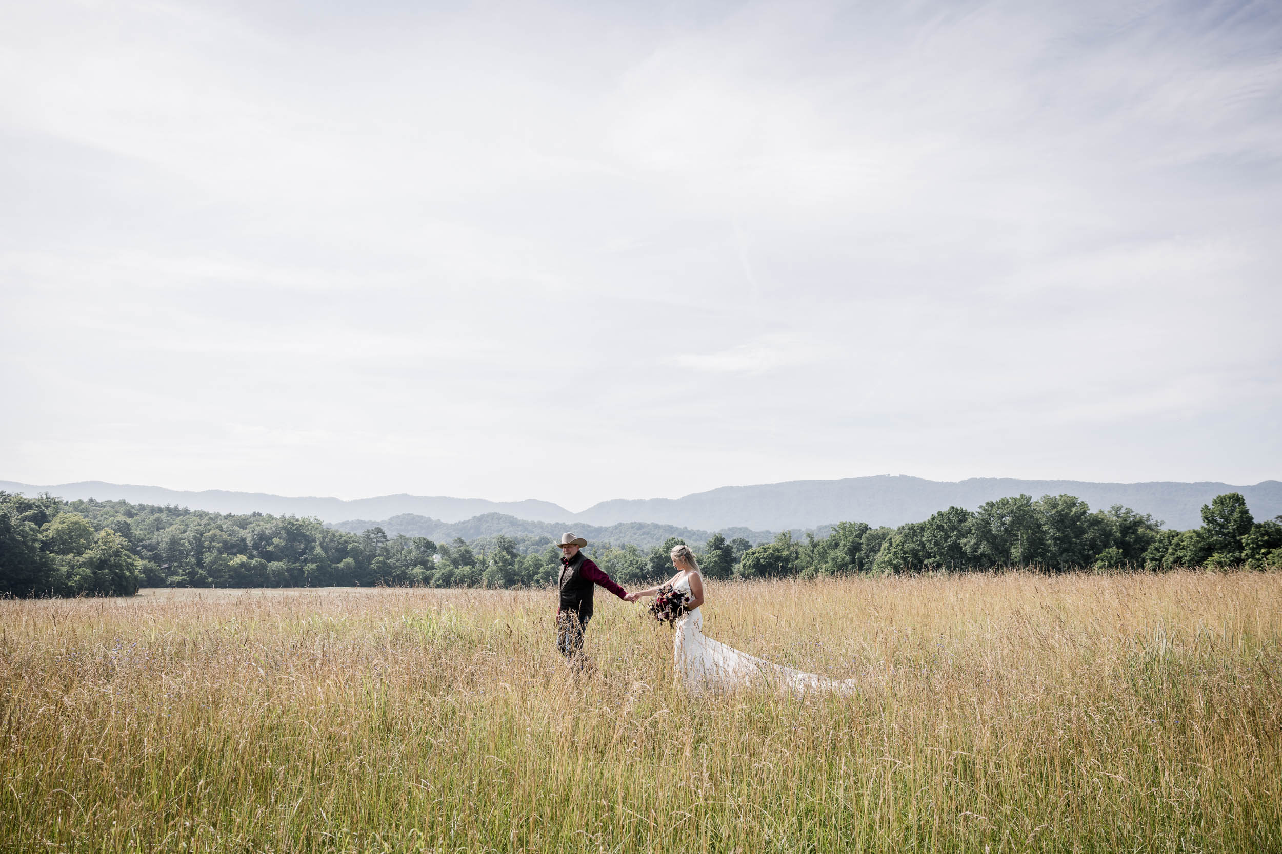 Smoky Mountain Bride and Groom 