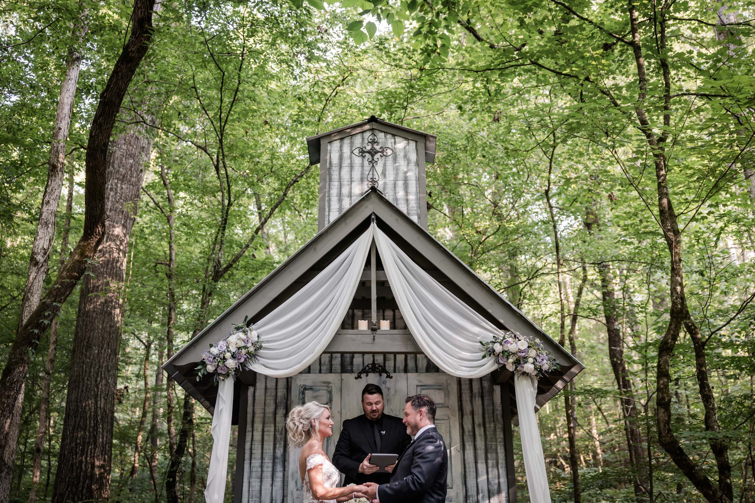 Romantic Elopement in Tennessee