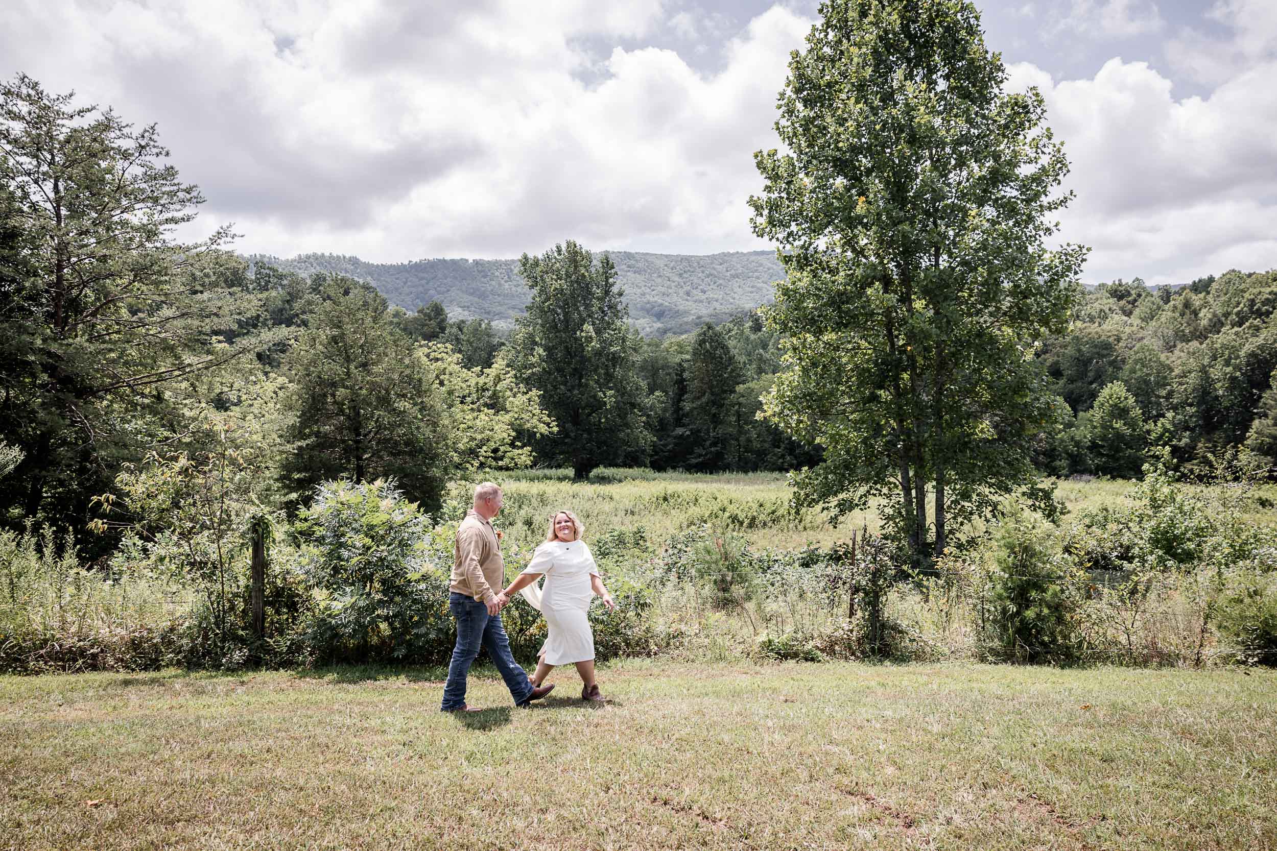 Smoky Mountain Bride and Groom 